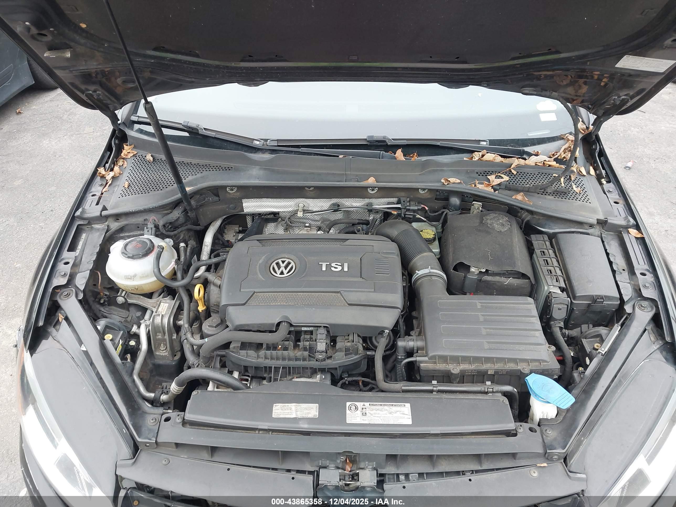 VOLKSWAGEN GOLF image 10