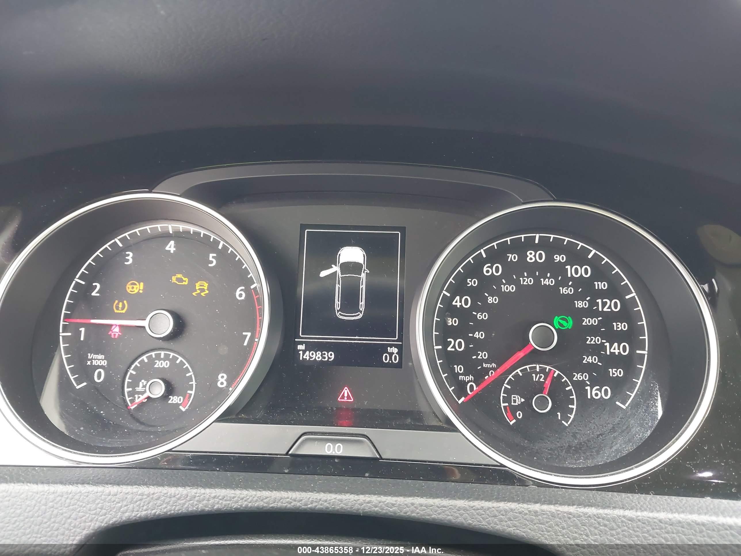 VOLKSWAGEN GOLF image 7
