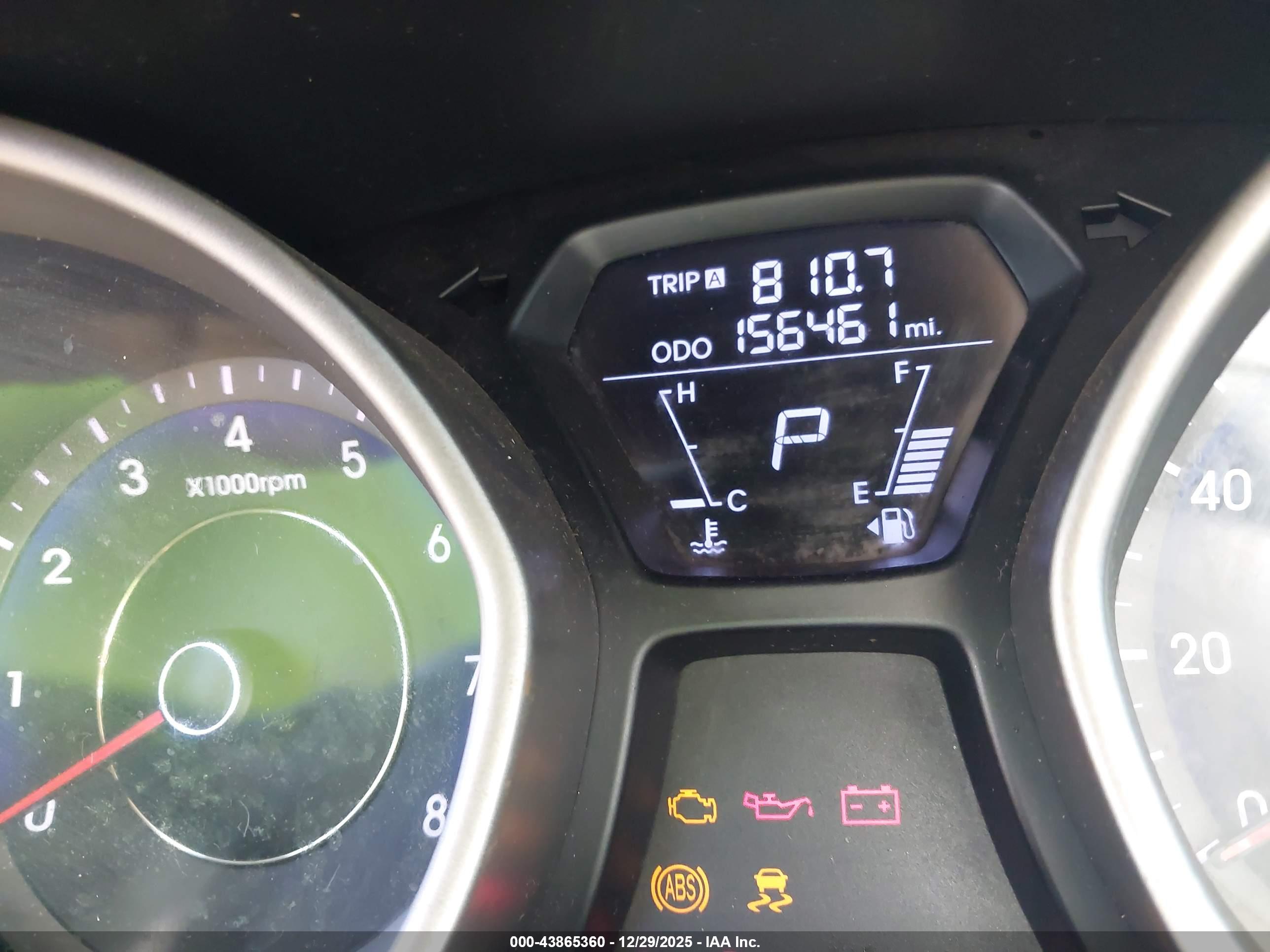 HYUNDAI ELANTRA image 7