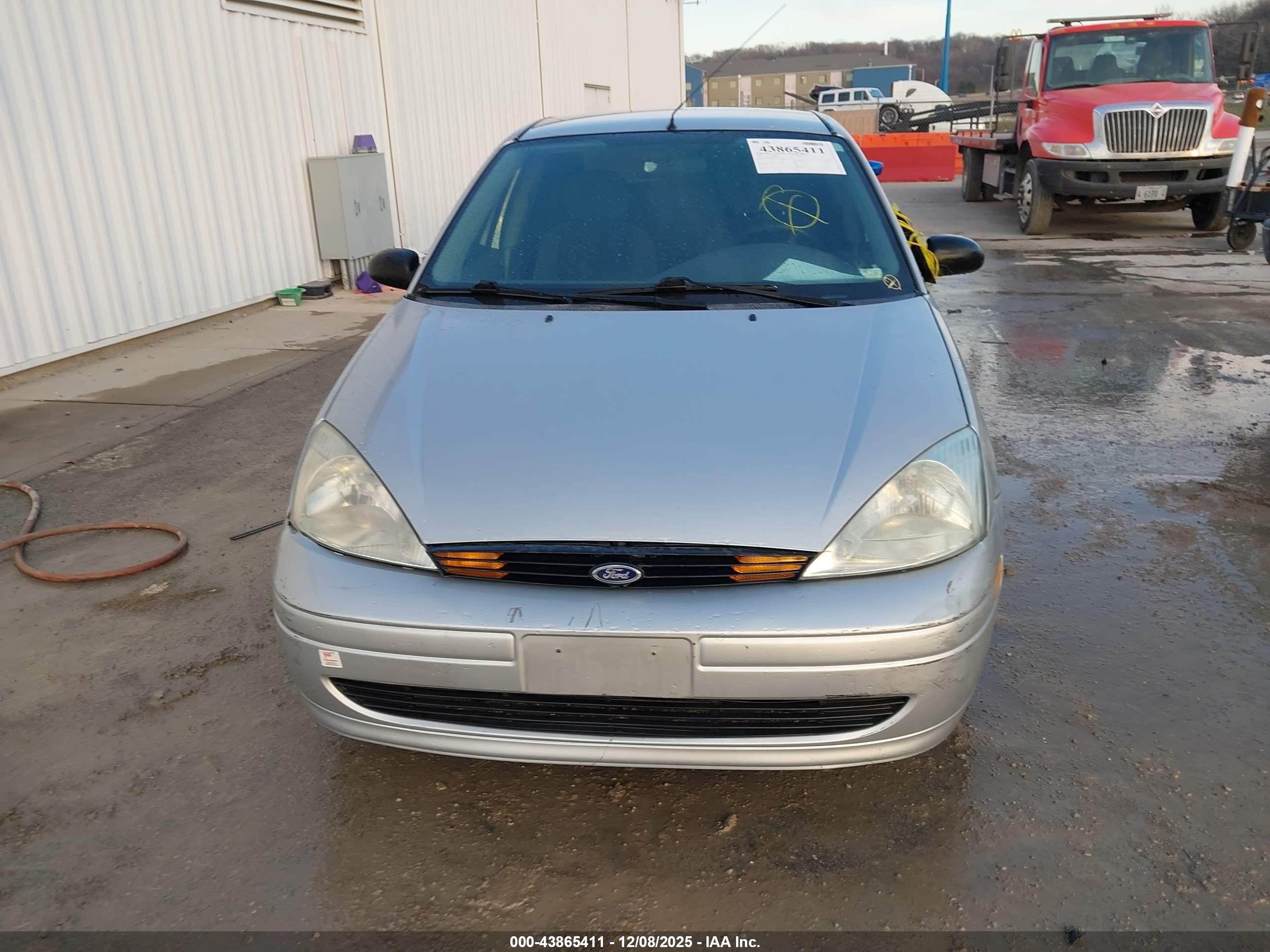 FORD FOCUS image 6