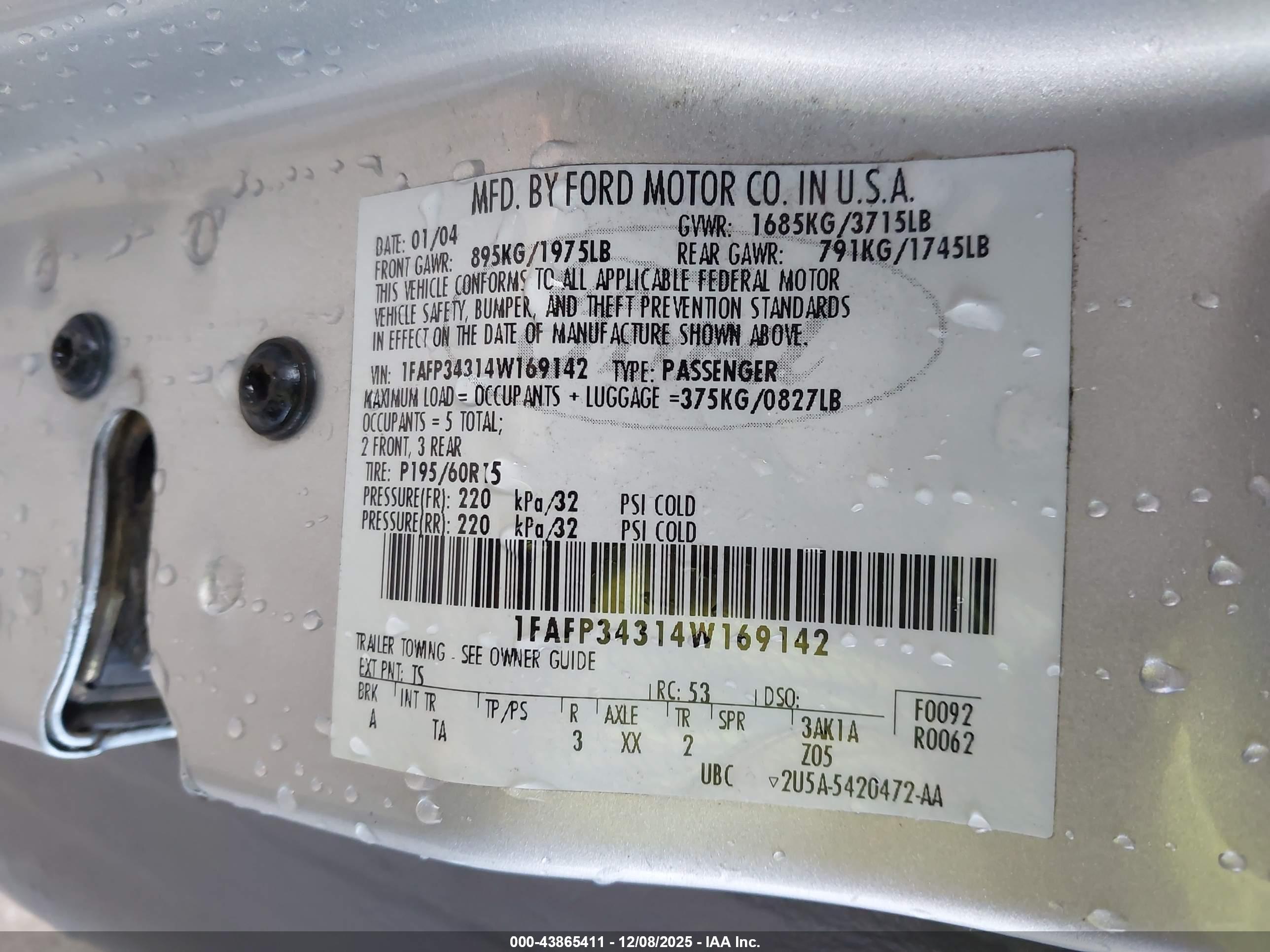 FORD FOCUS image 9