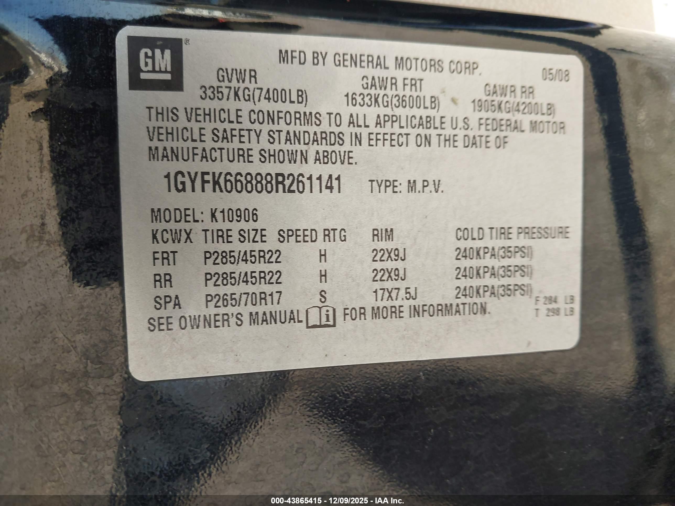 CADILLAC ESCALADE image 9