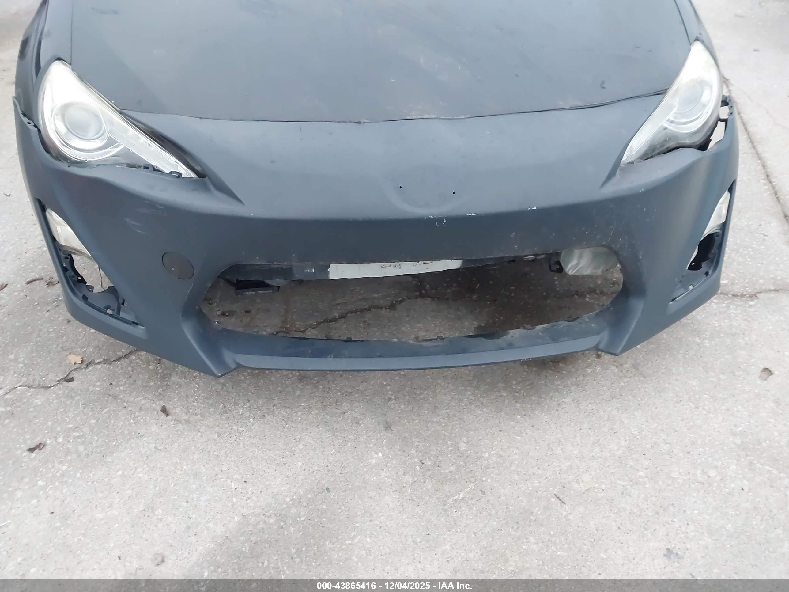 SCION FR-S image 6