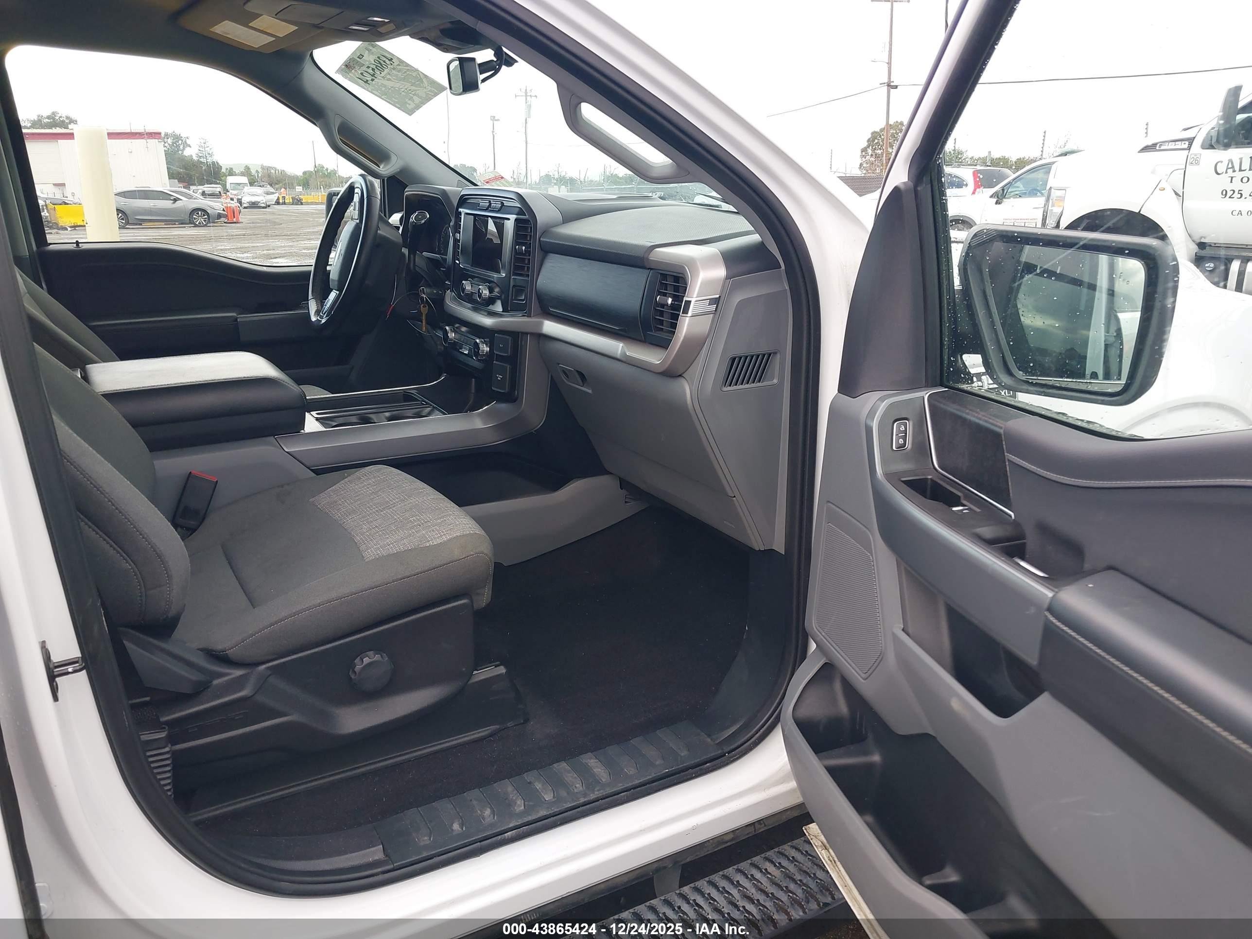 FORD F-150 image 5