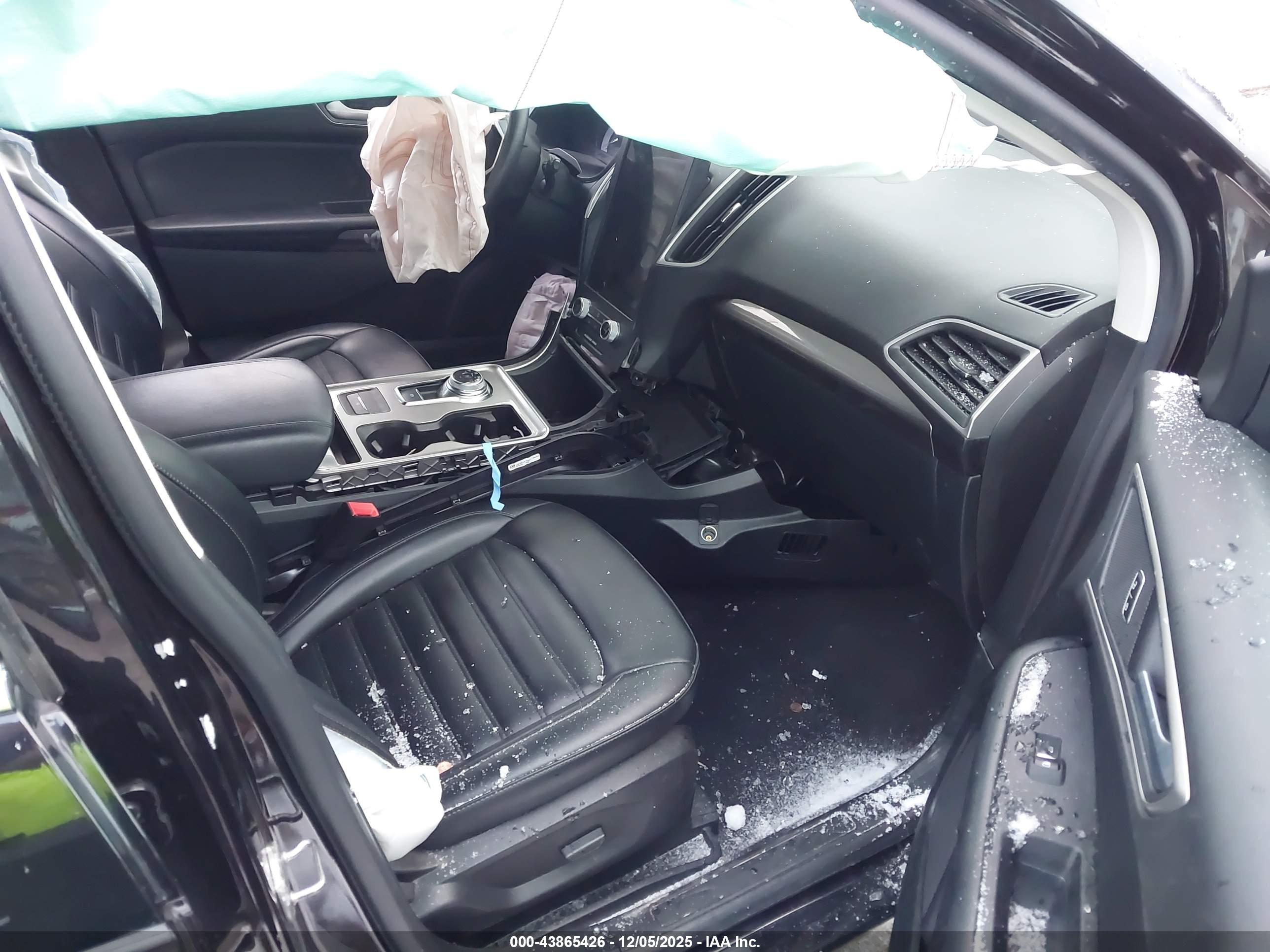 FORD EDGE image 5