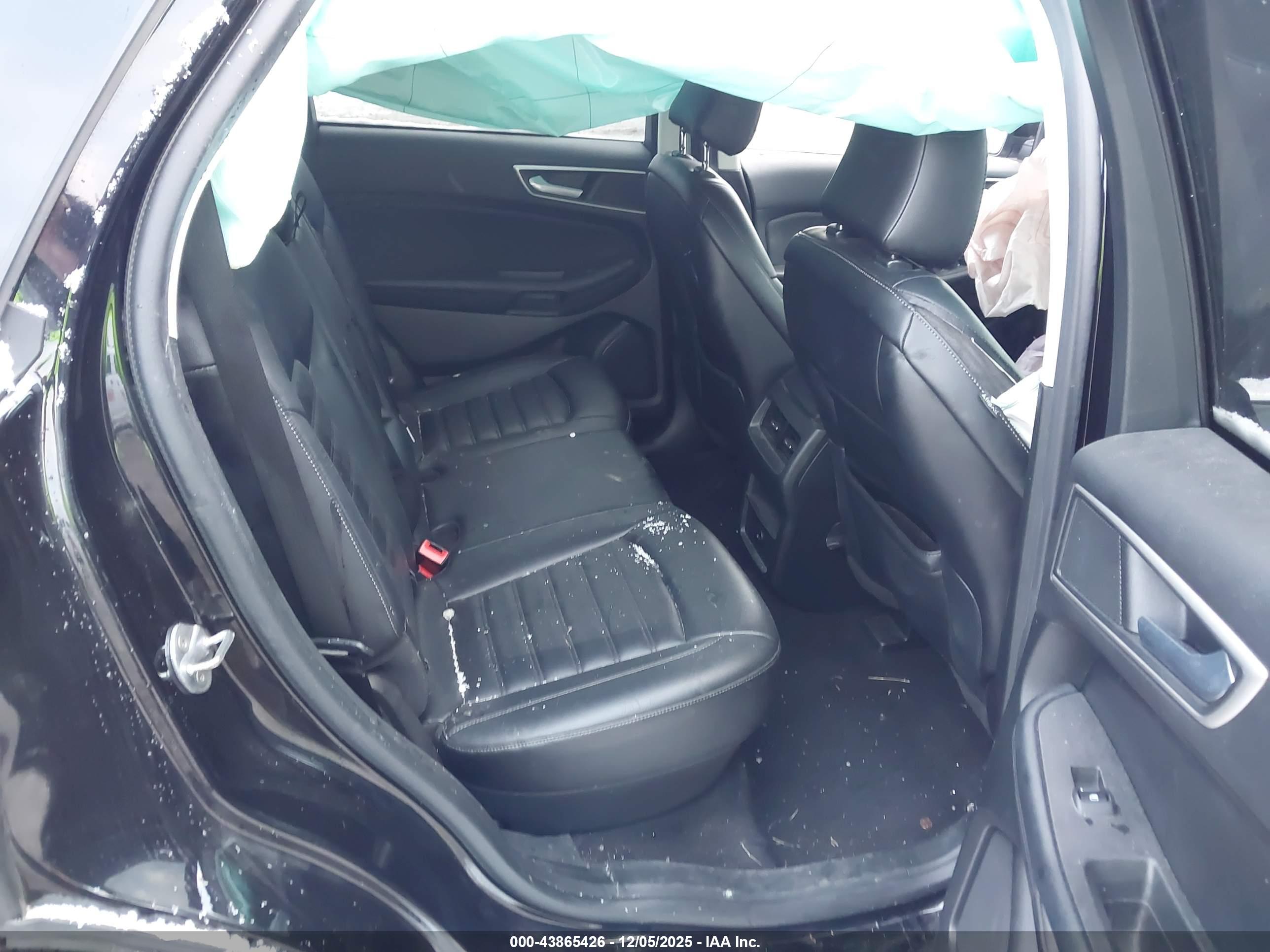 FORD EDGE image 8