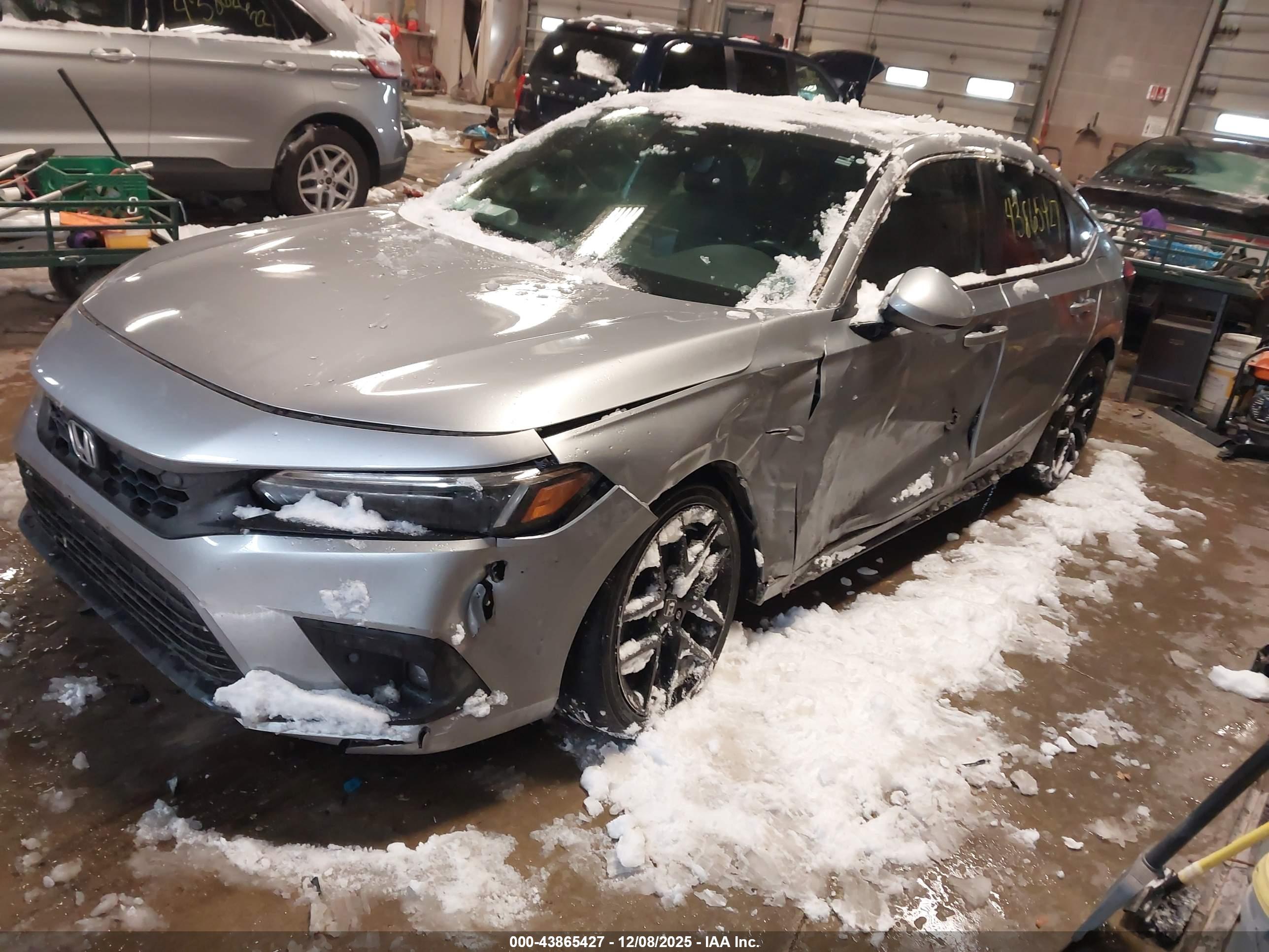 HONDA CIVIC image 2
