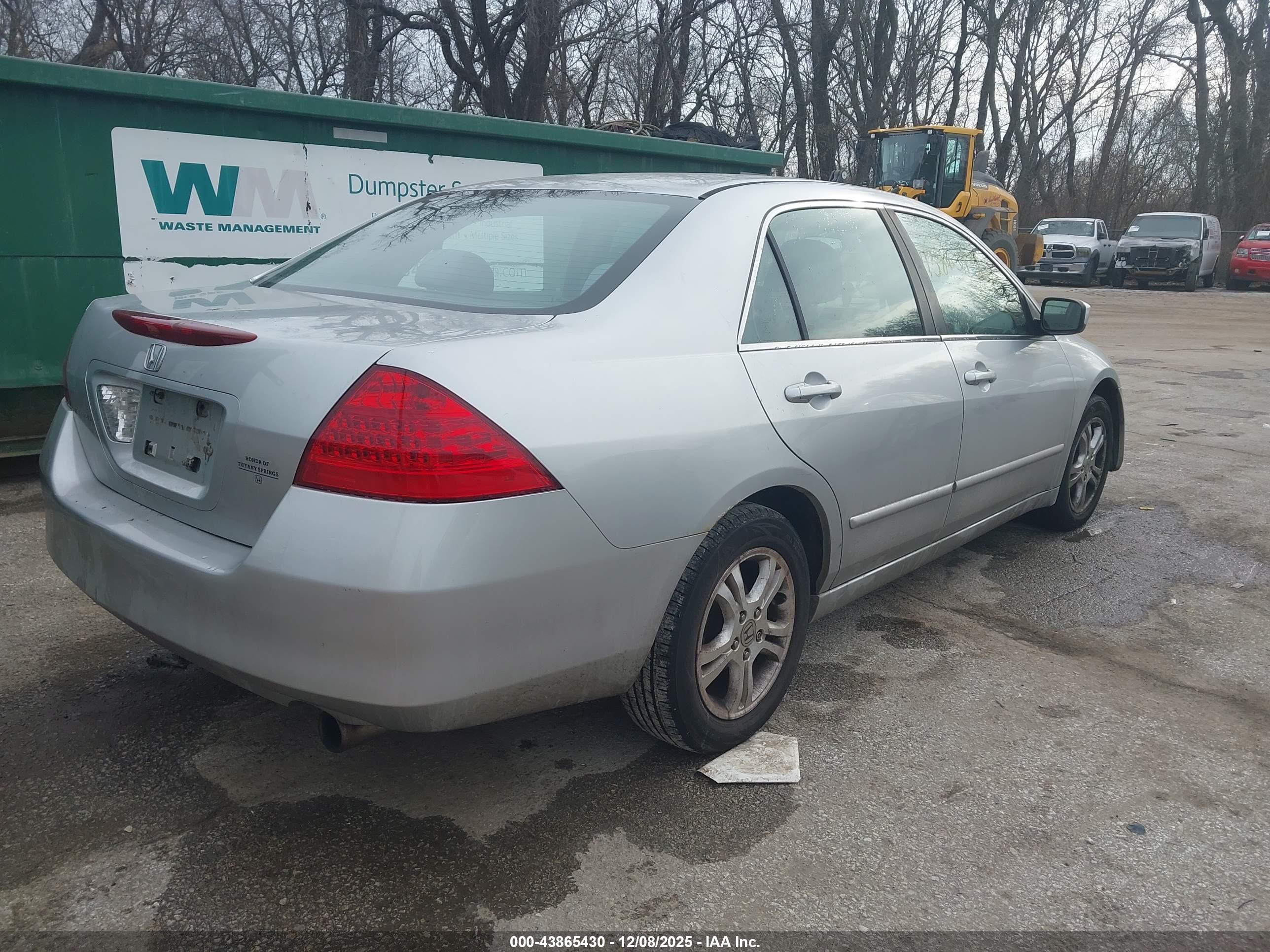HONDA ACCORD image 4