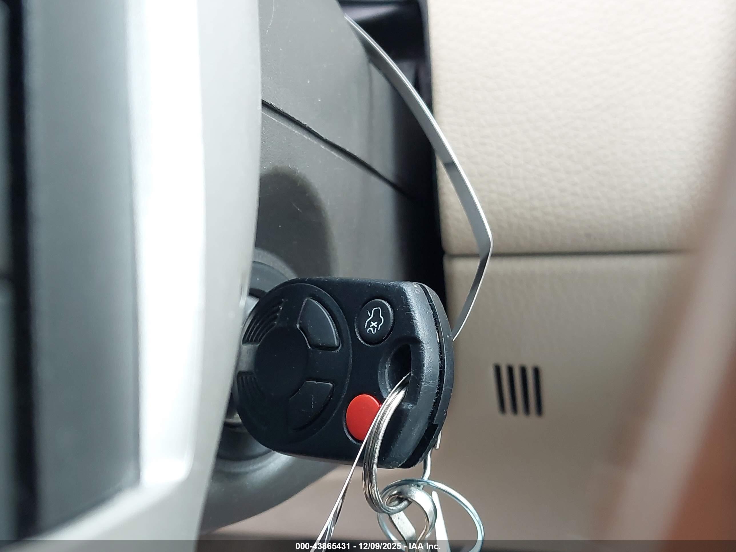 LINCOLN MKX image 11