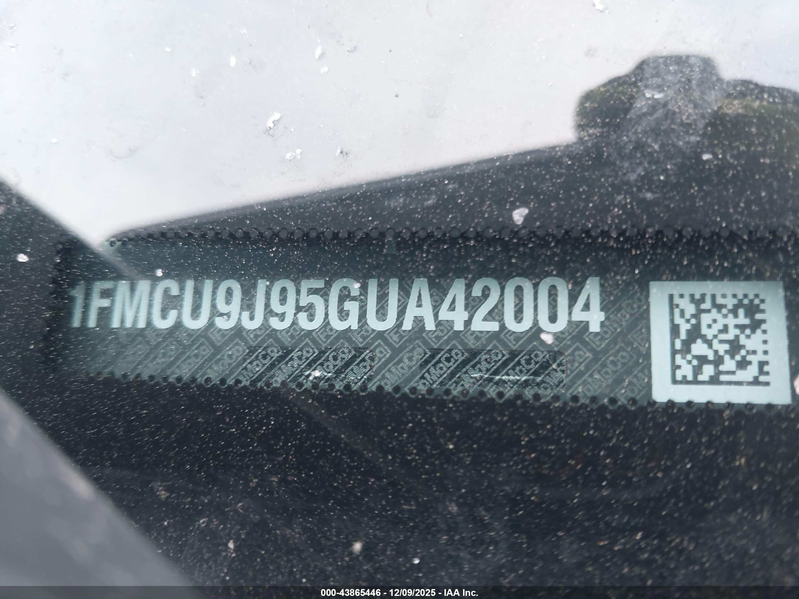 FORD ESCAPE image 9