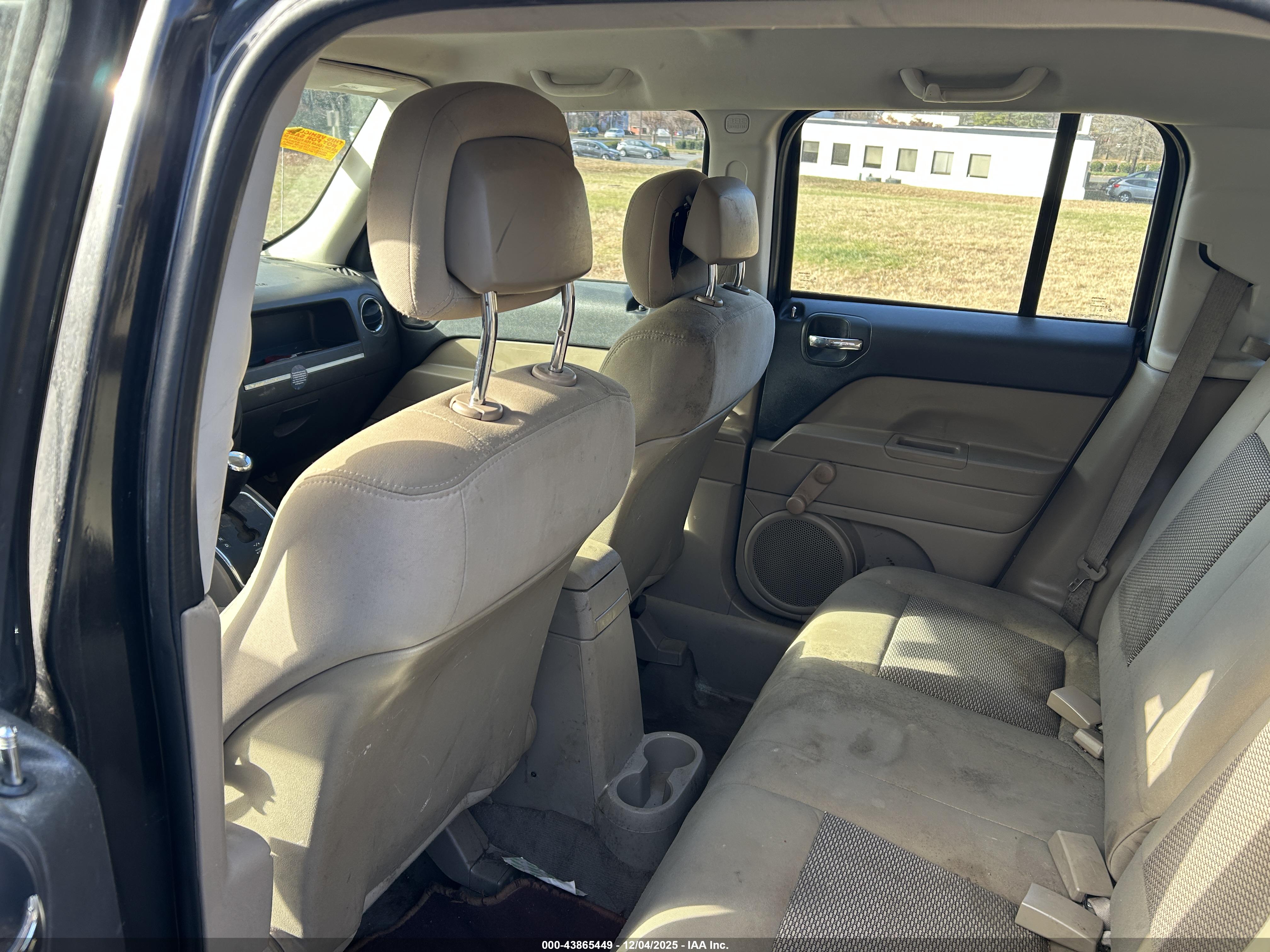 JEEP PATRIOT image 8