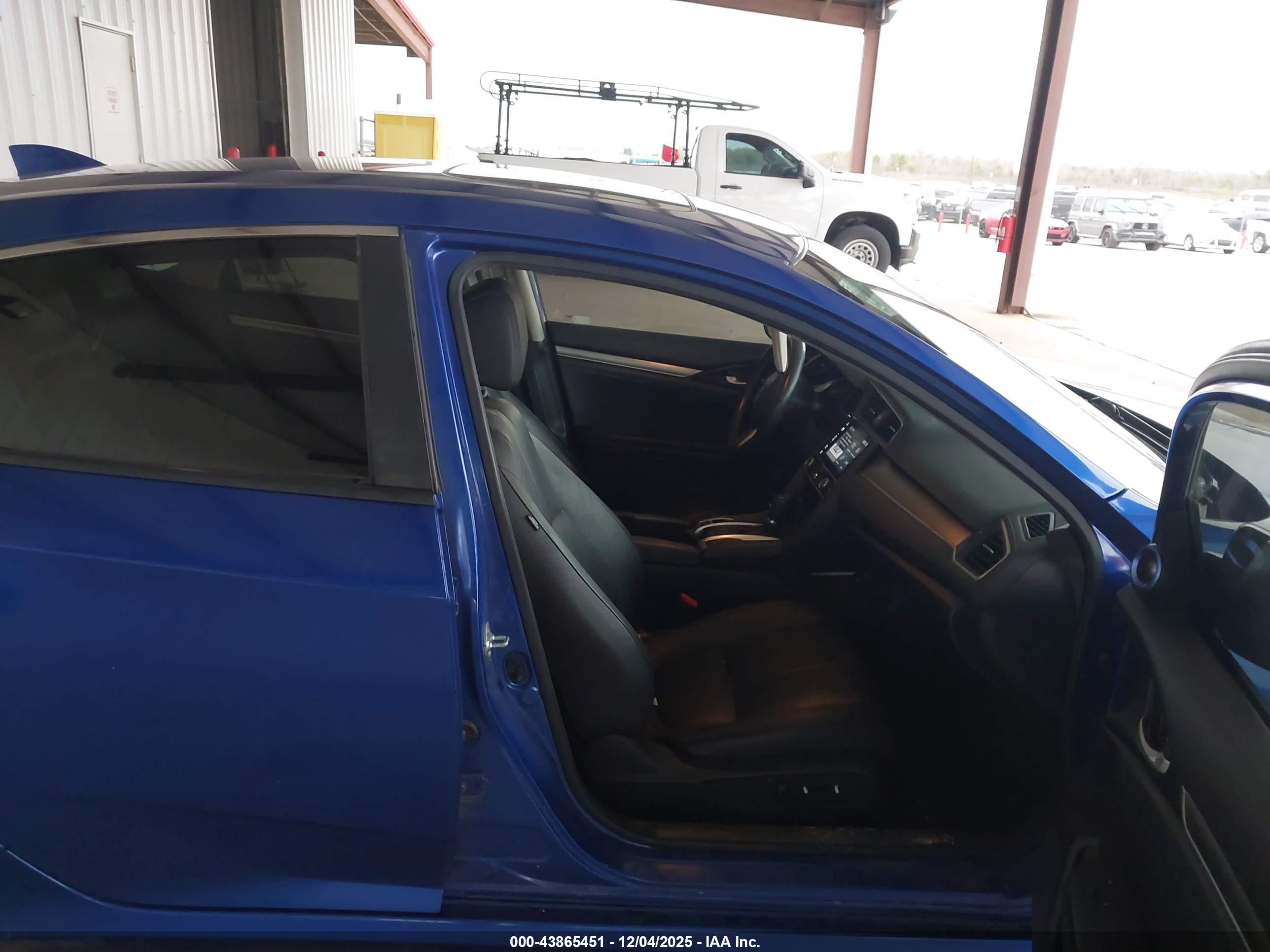 HONDA CIVIC image 5