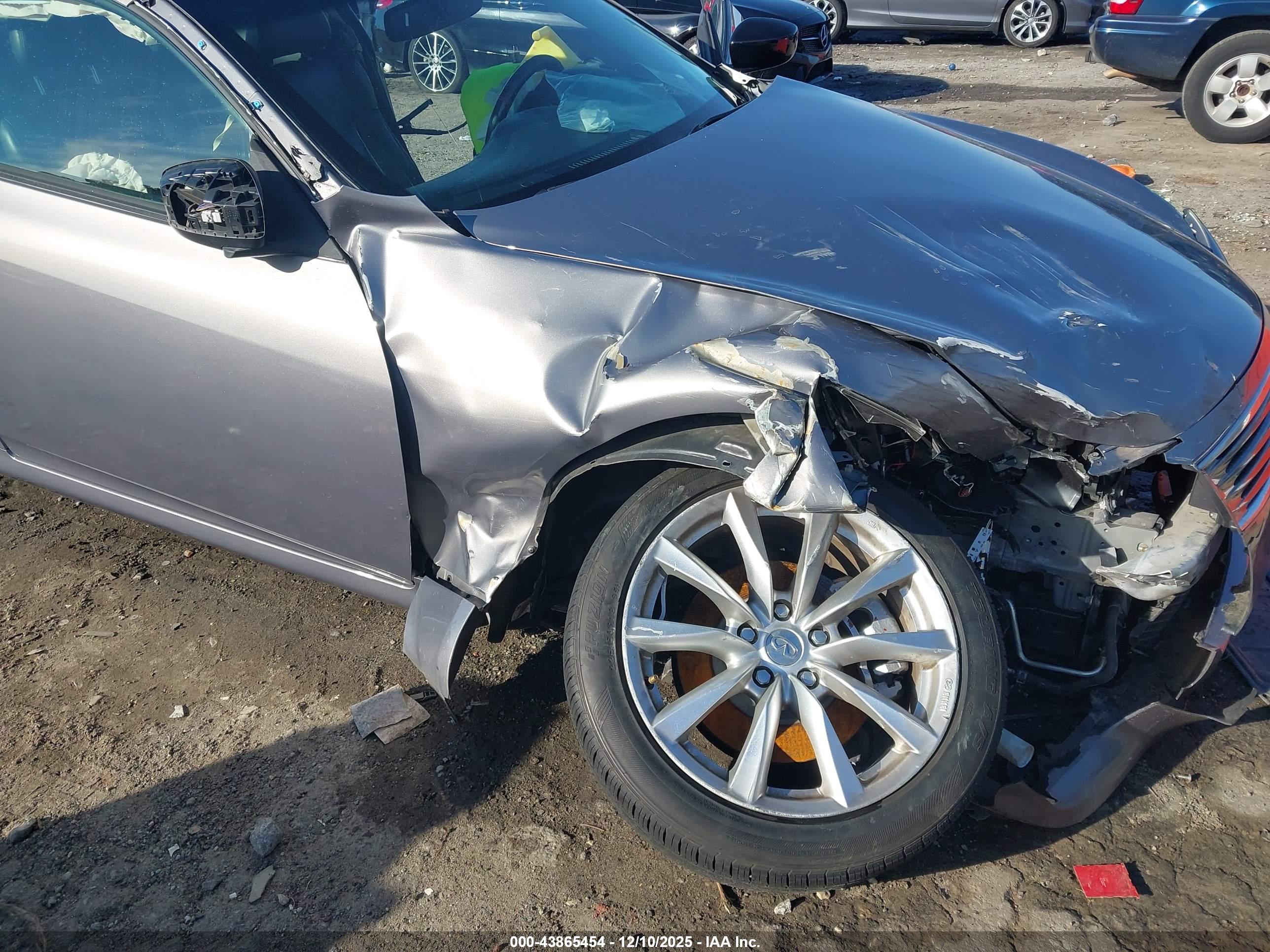 INFINITI G37X image 6