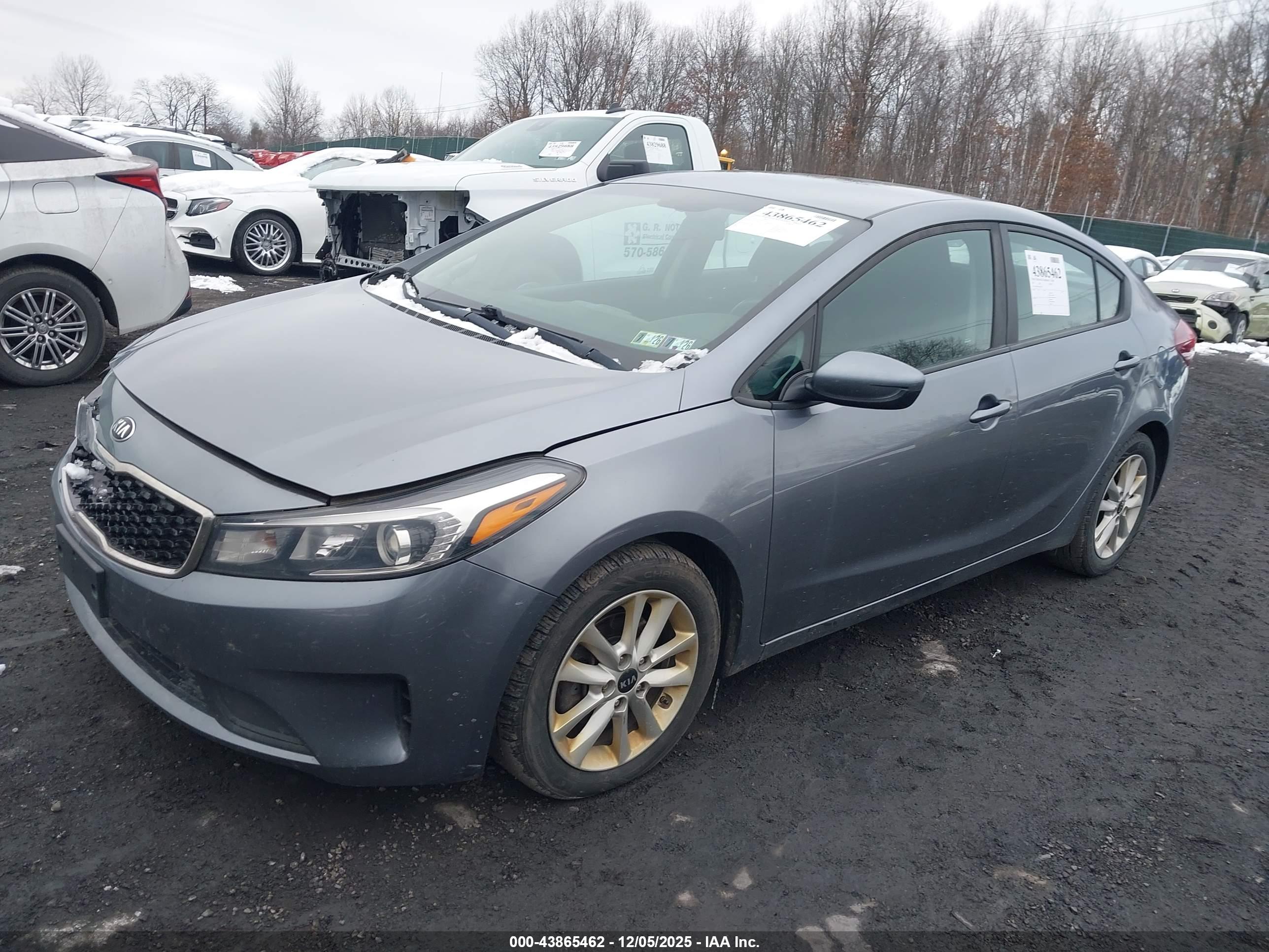 KIA FORTE image 2