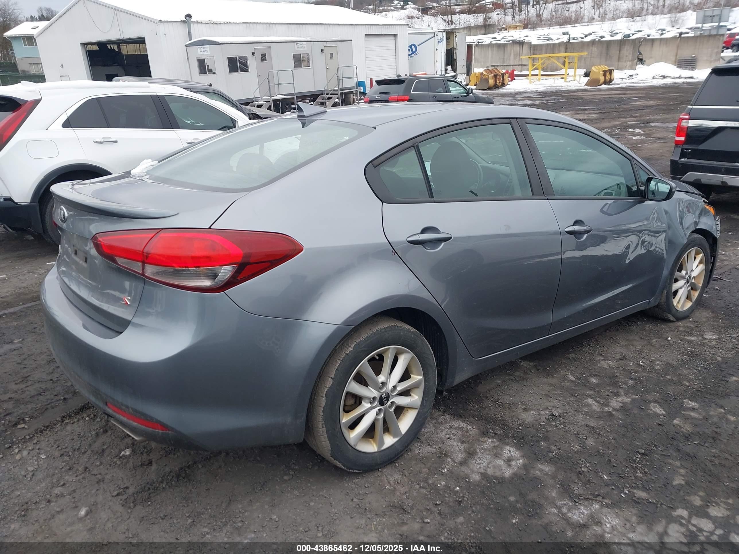 KIA FORTE image 4