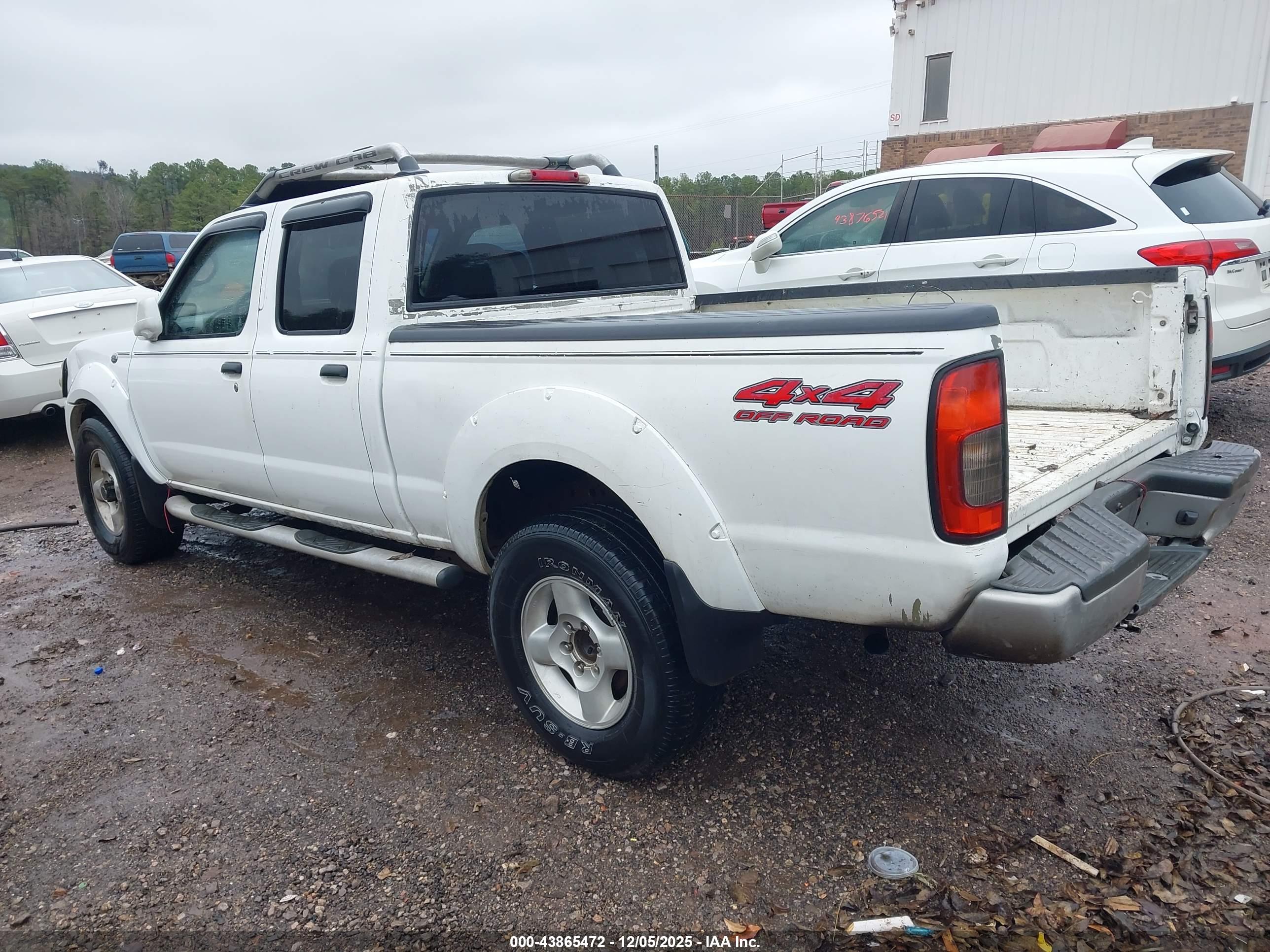 NISSAN FRONTIER image 3