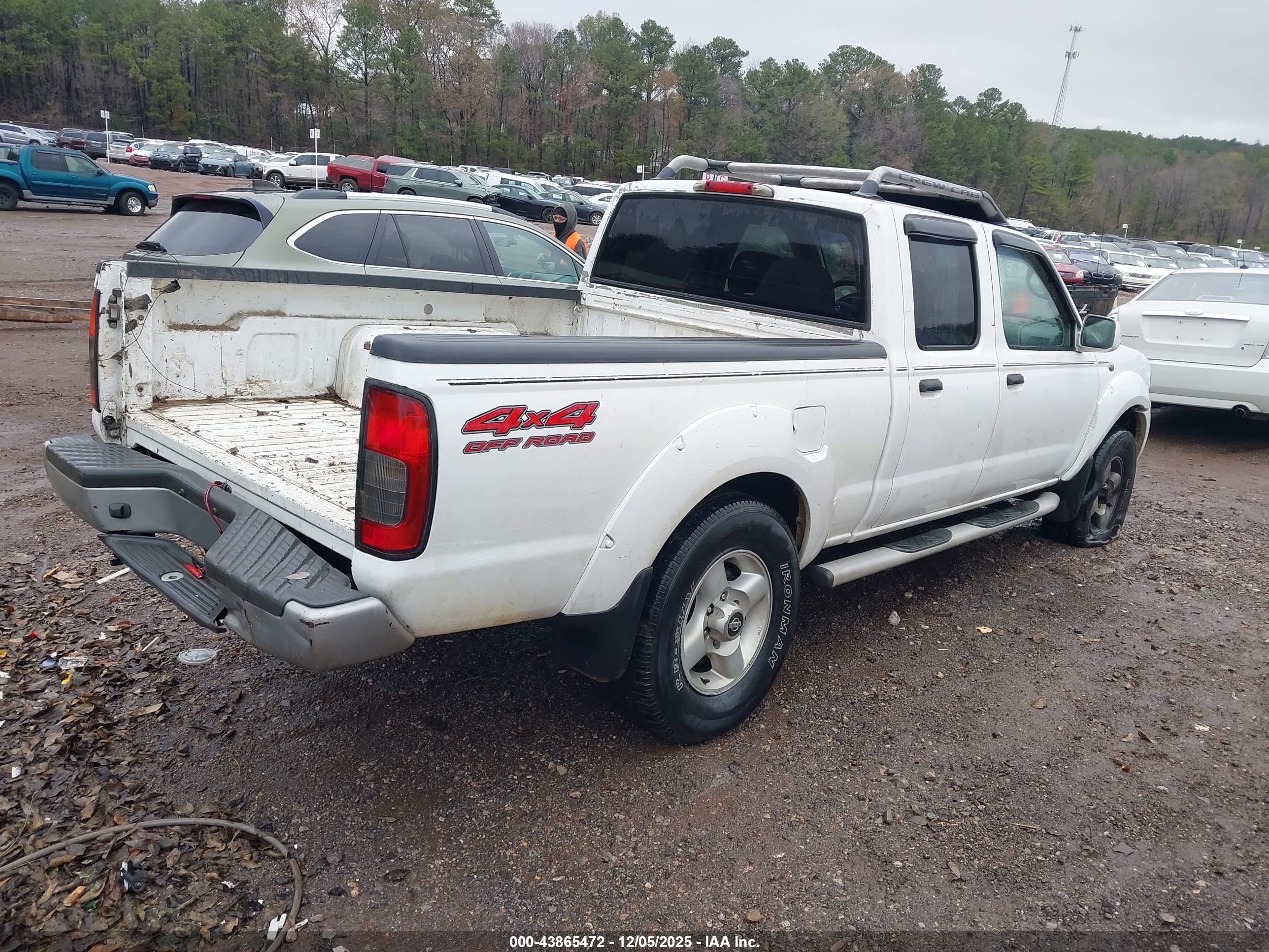 NISSAN FRONTIER image 4