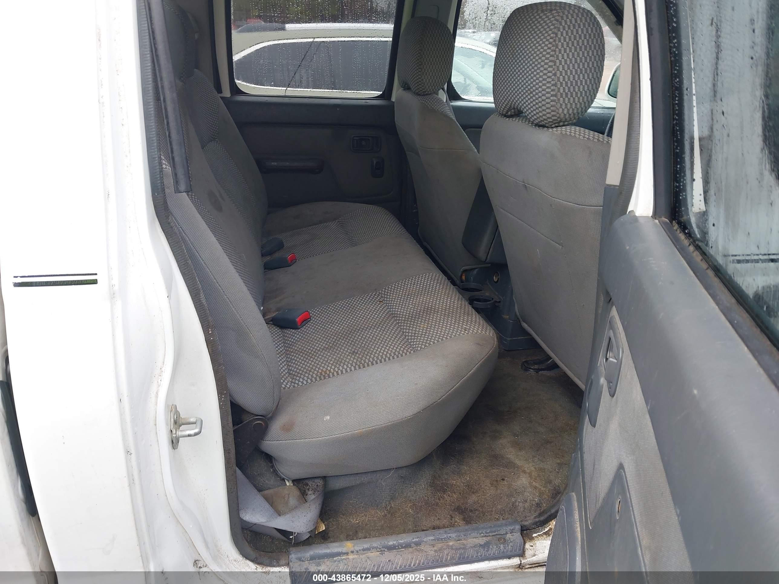 NISSAN FRONTIER image 8