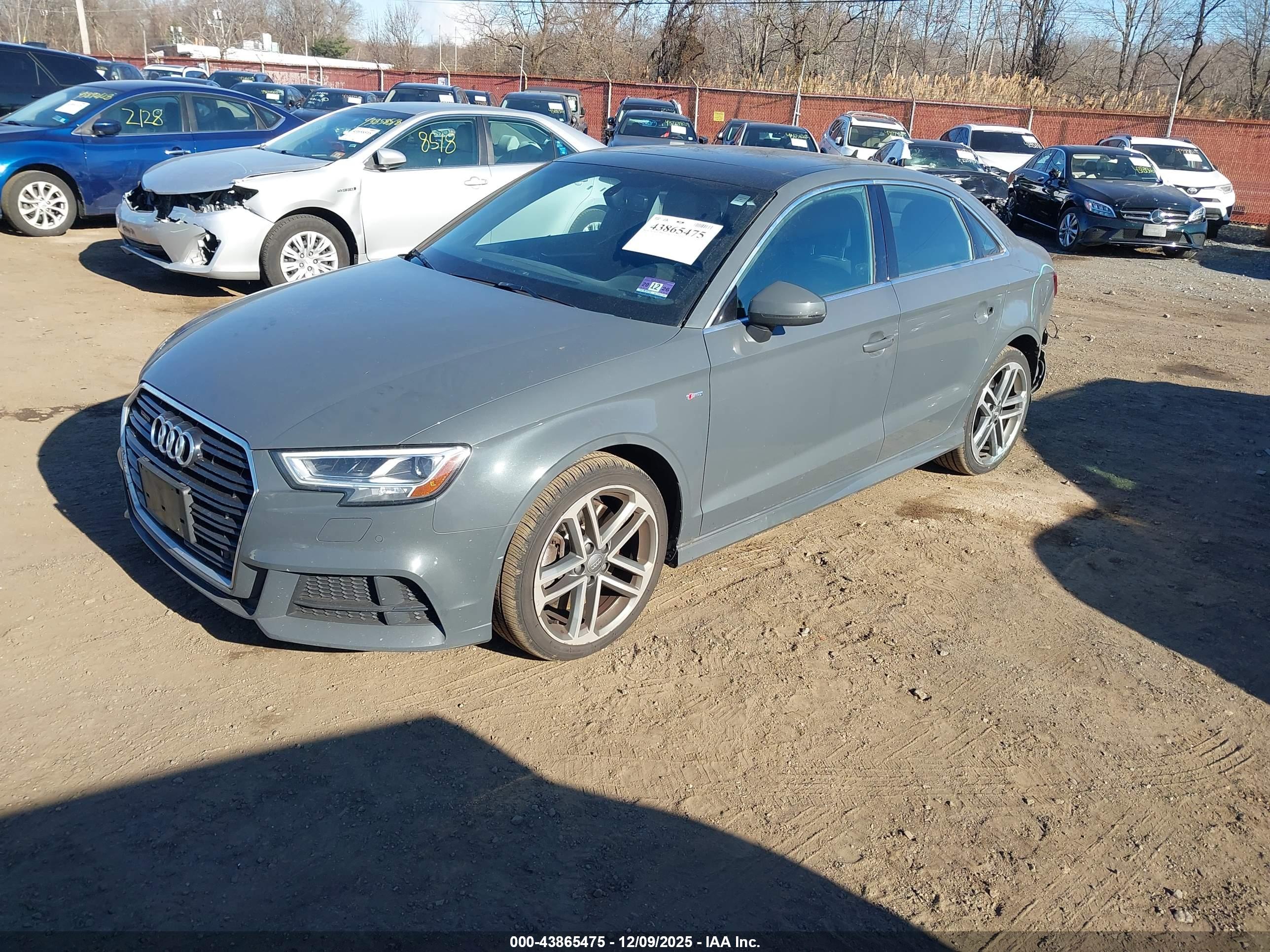 AUDI A3 image 2