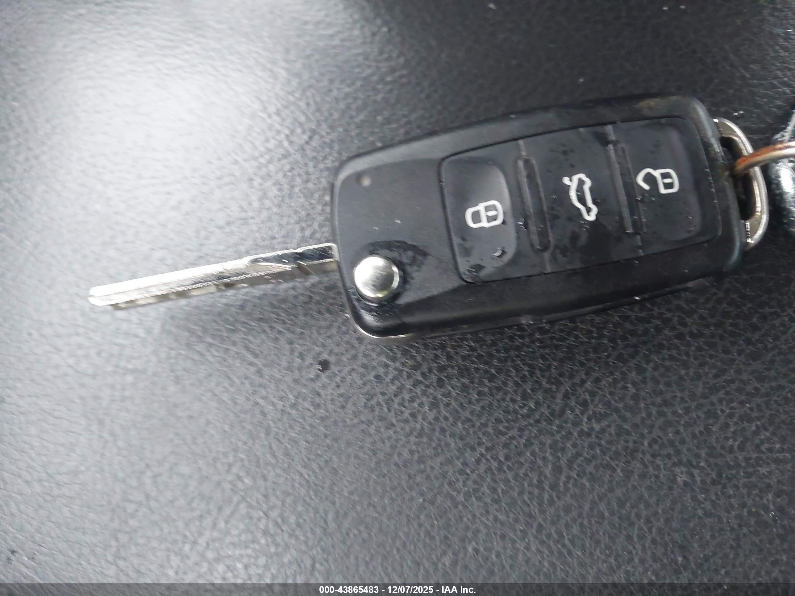 VOLKSWAGEN JETTA image 11