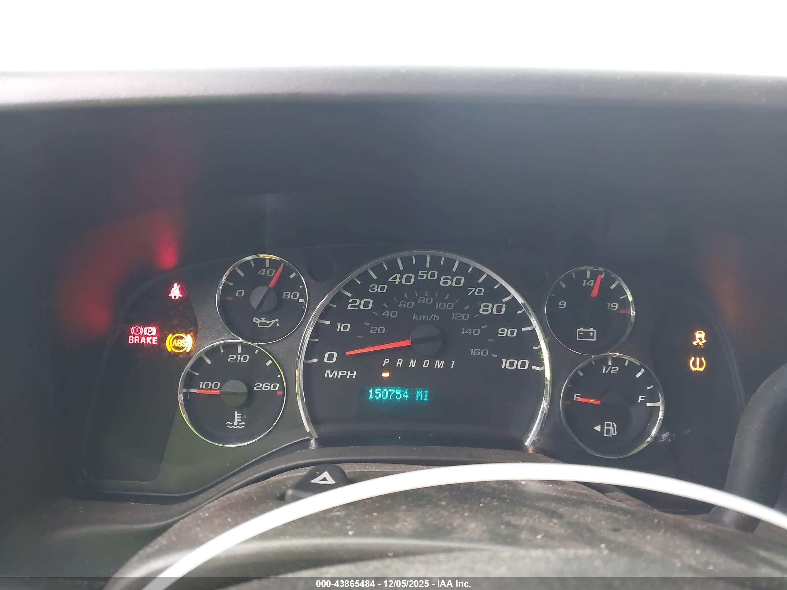 CHEVROLET EXPRESS image 7