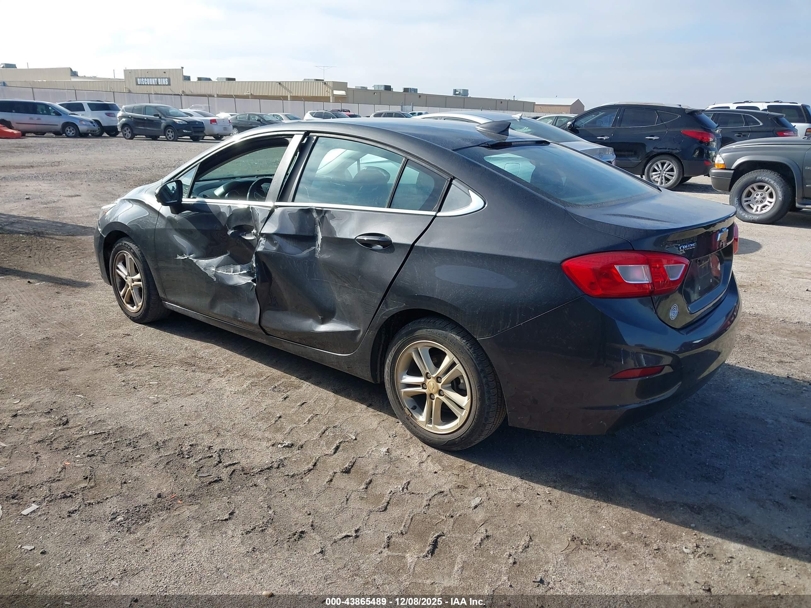 CHEVROLET CRUZE image 3