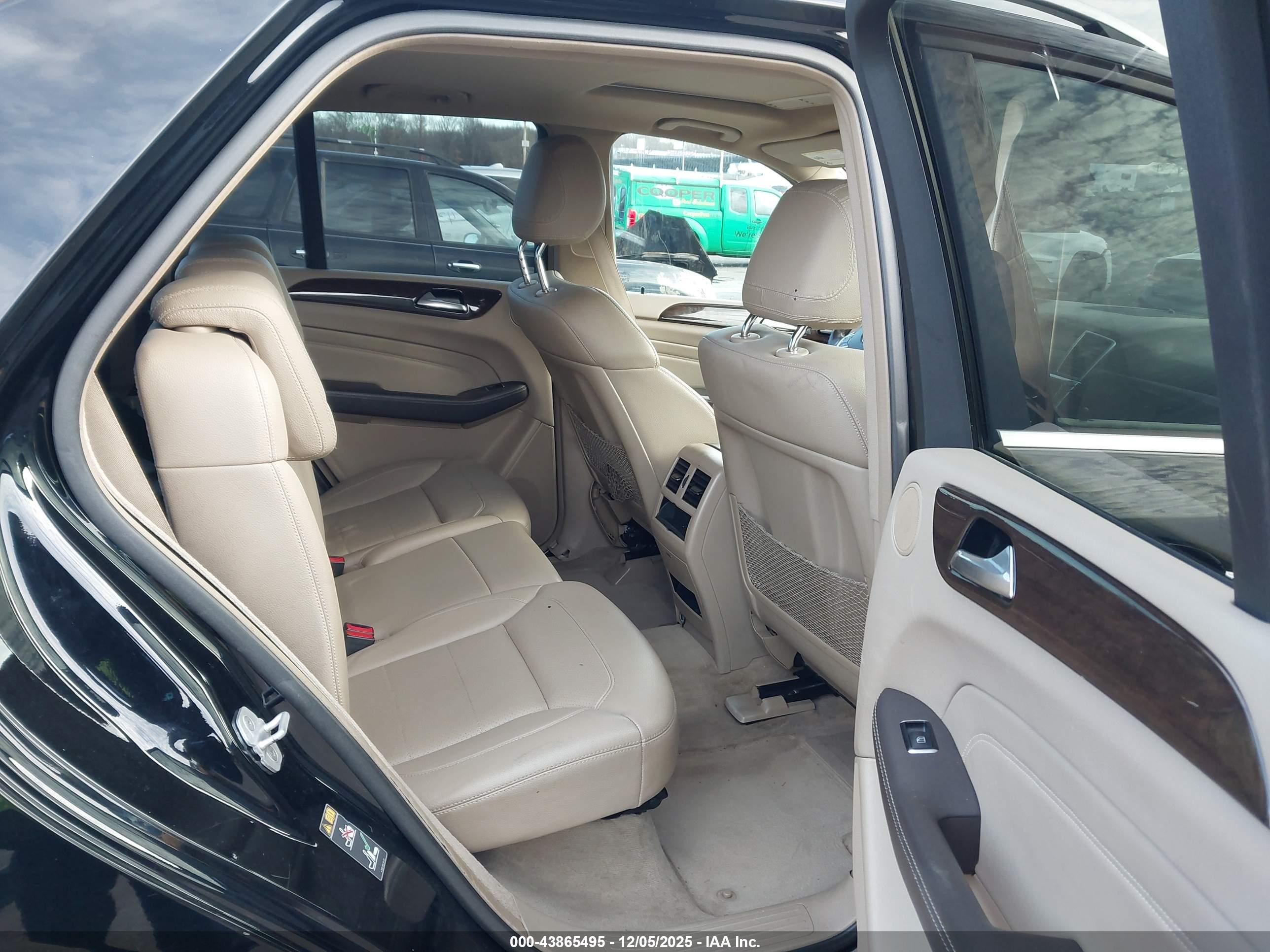 MERCEDES-BENZ ML image 8