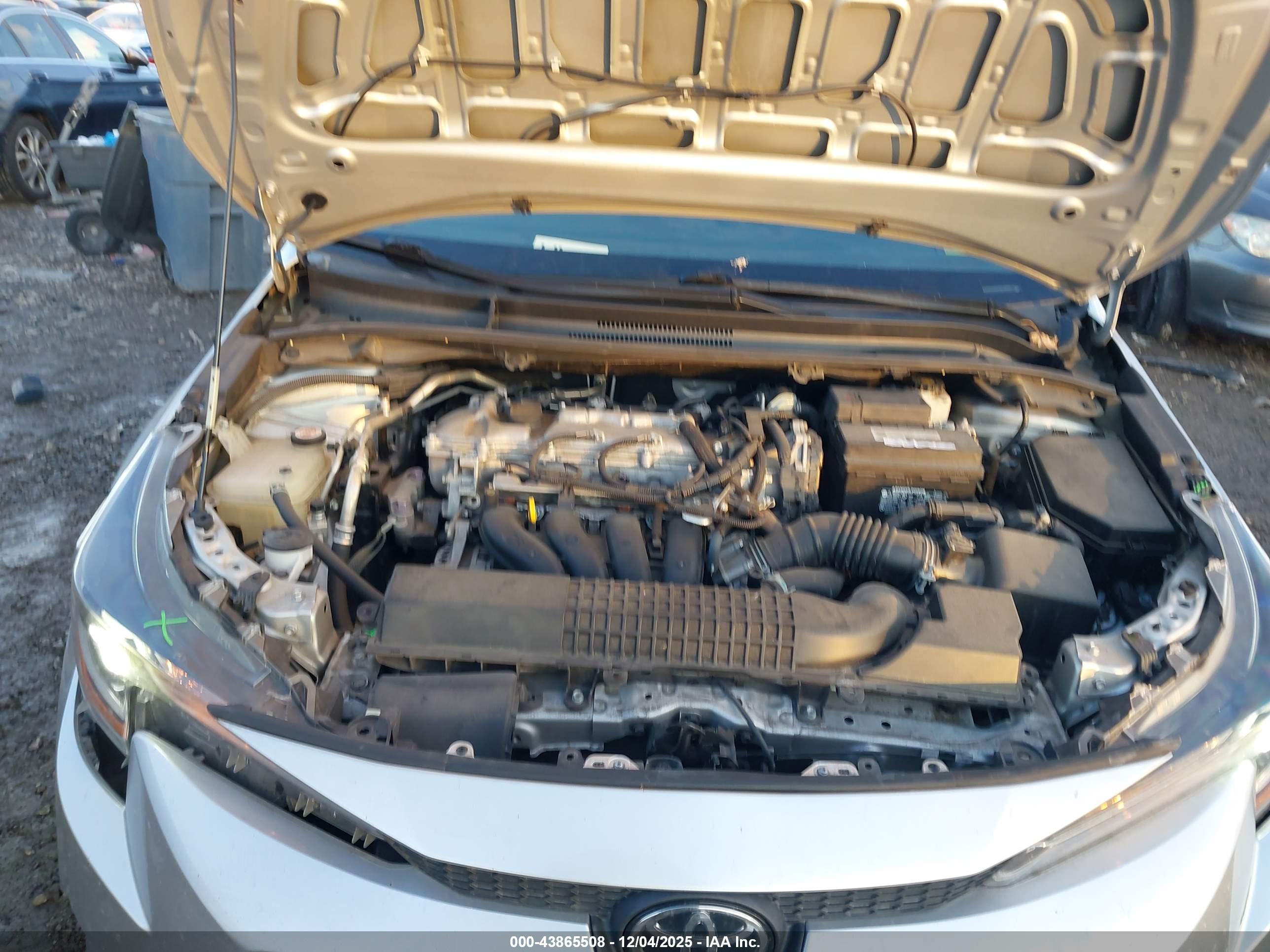 TOYOTA COROLLA image 10