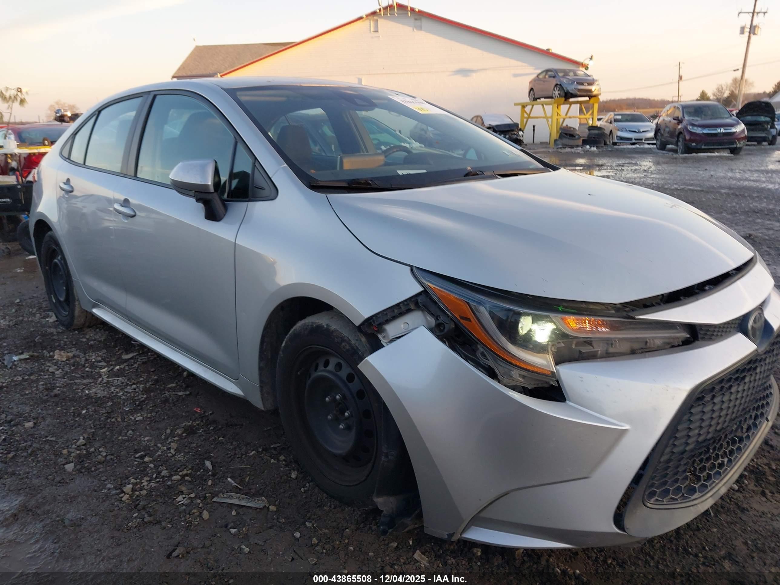 TOYOTA COROLLA image 6