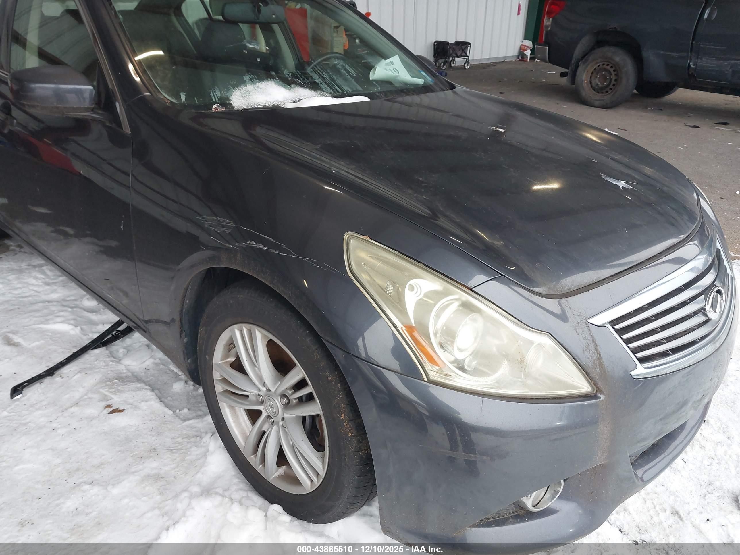 INFINITI G37X image 6