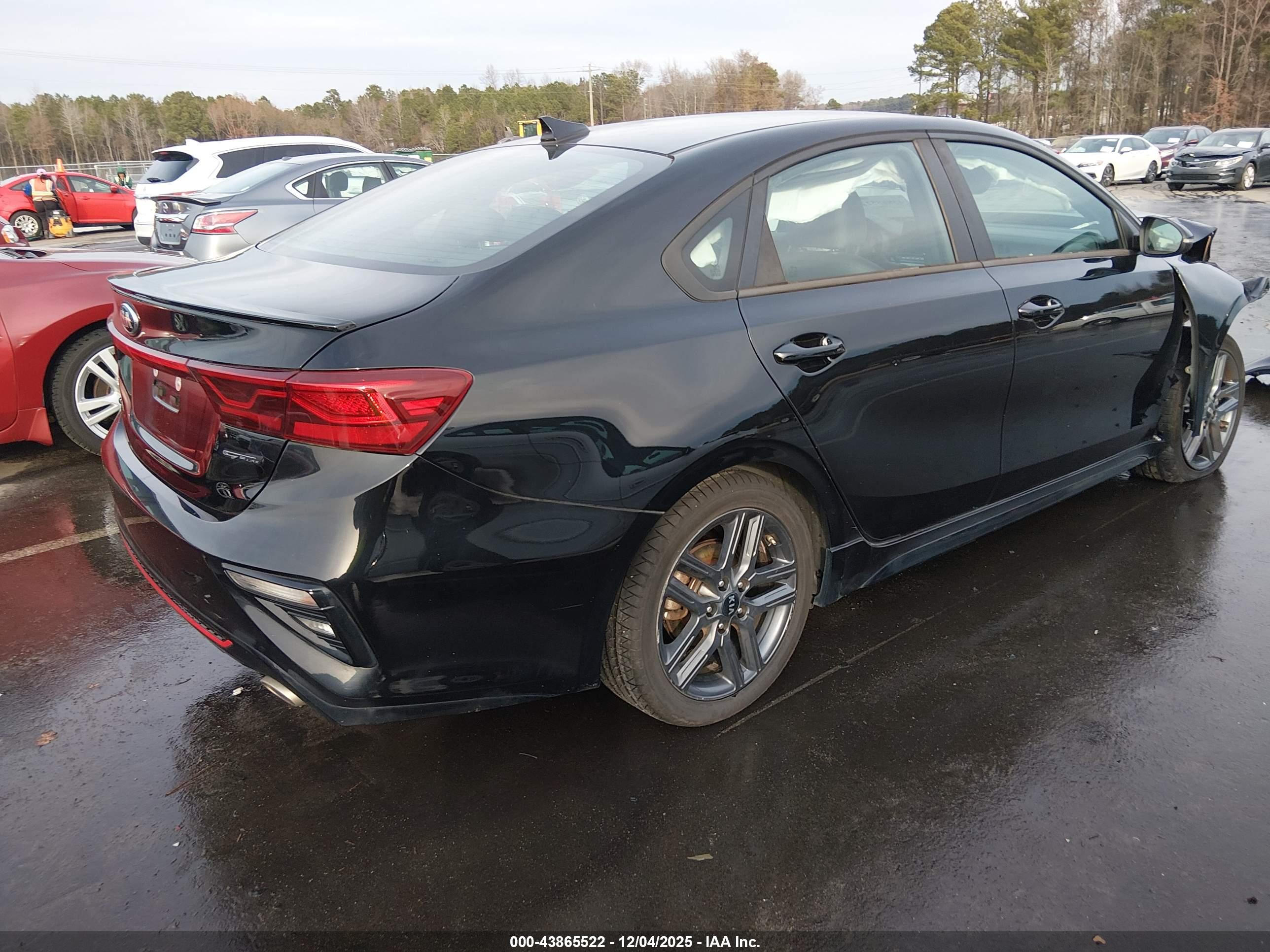 KIA FORTE image 4