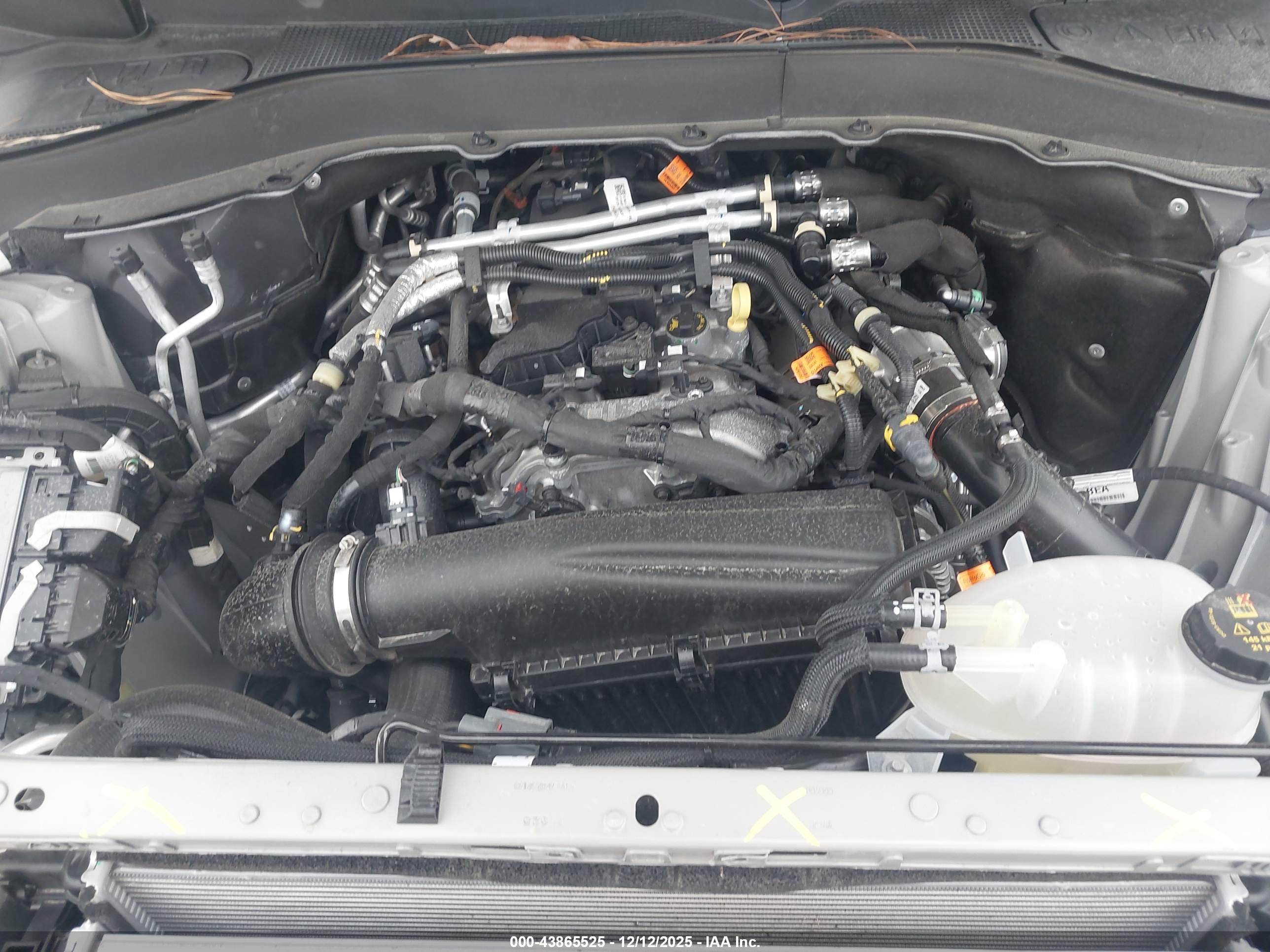 FORD EXPLORER image 10