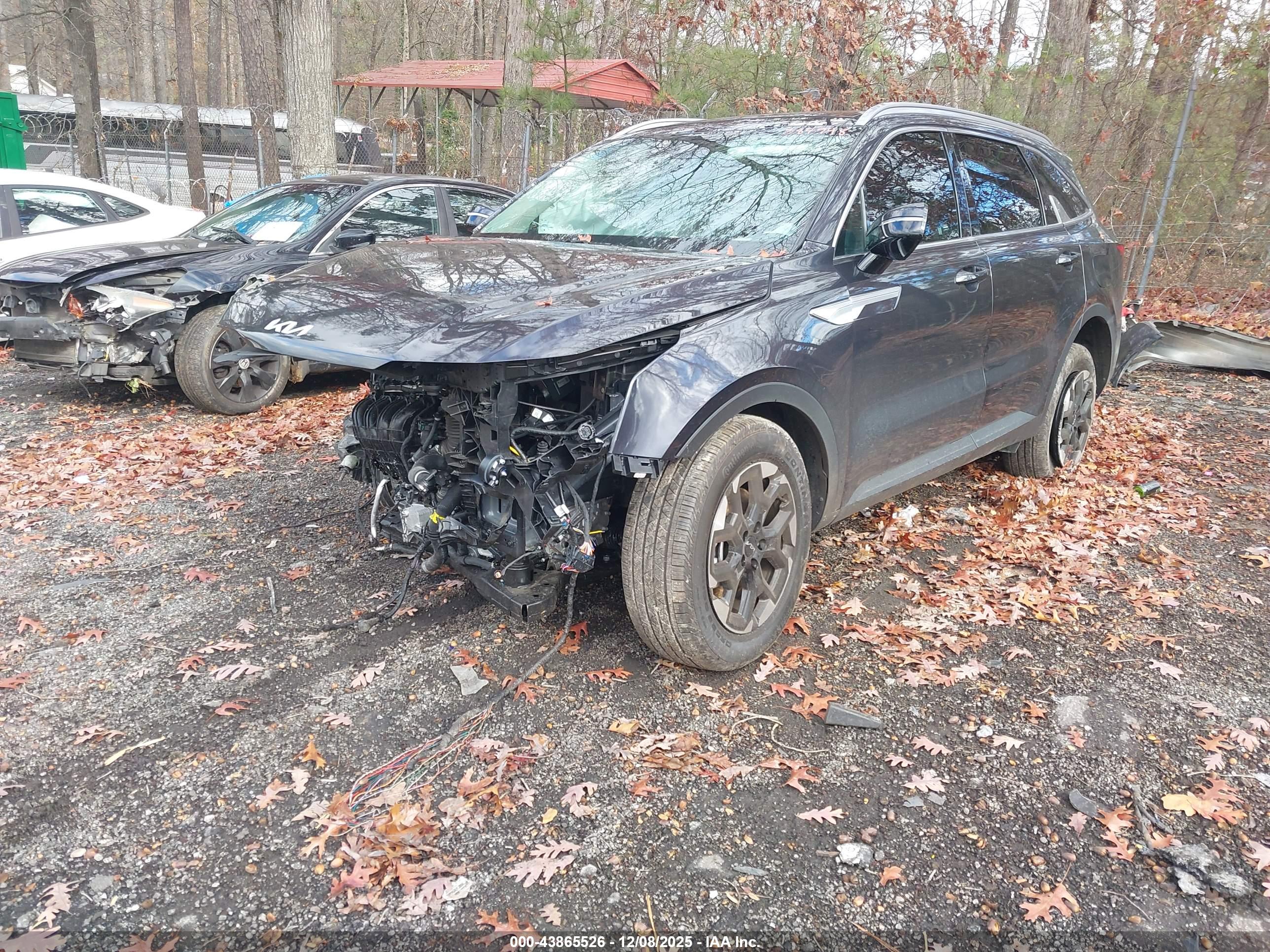KIA SORENTO image 2