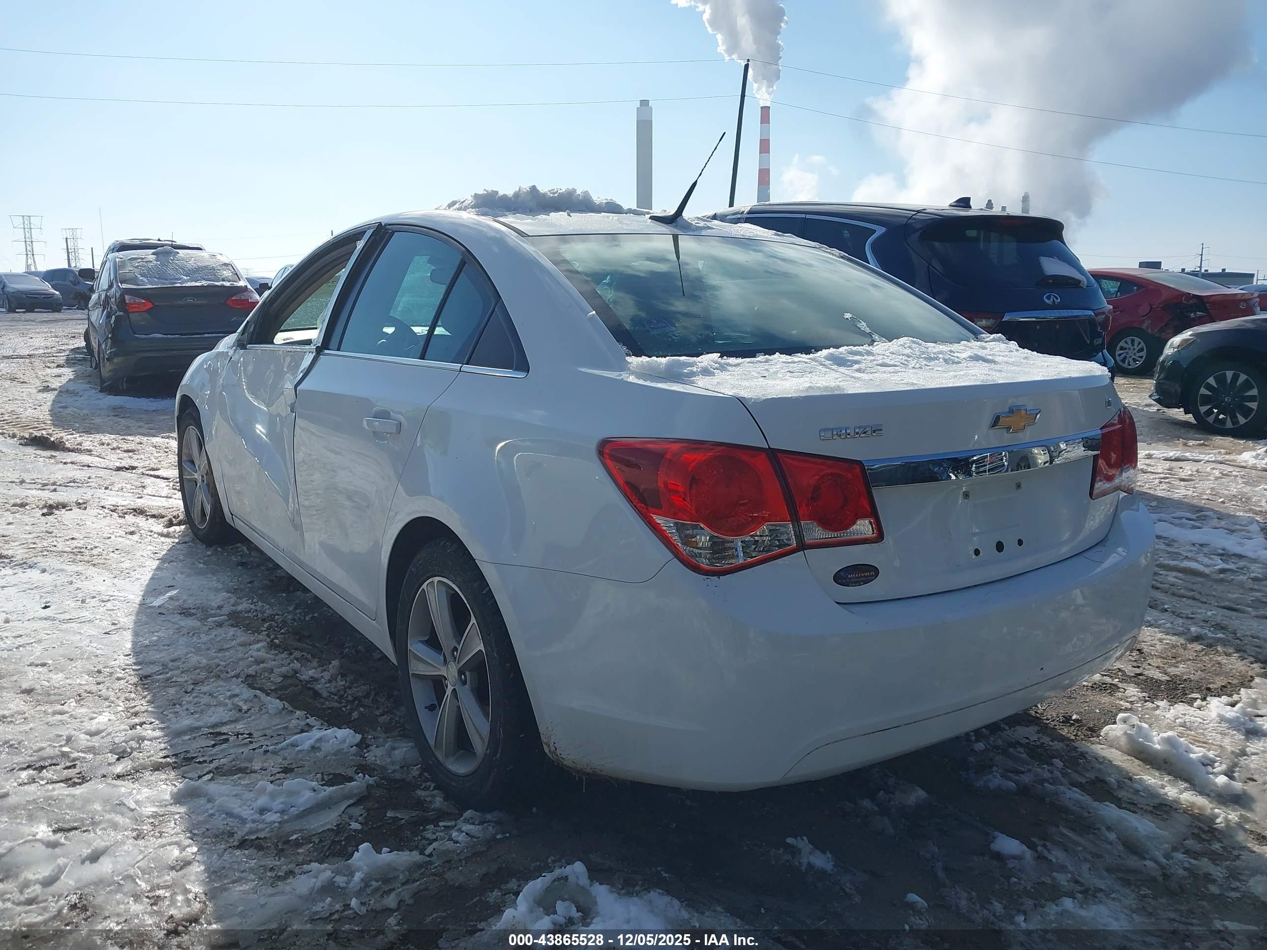 CHEVROLET CRUZE image 3