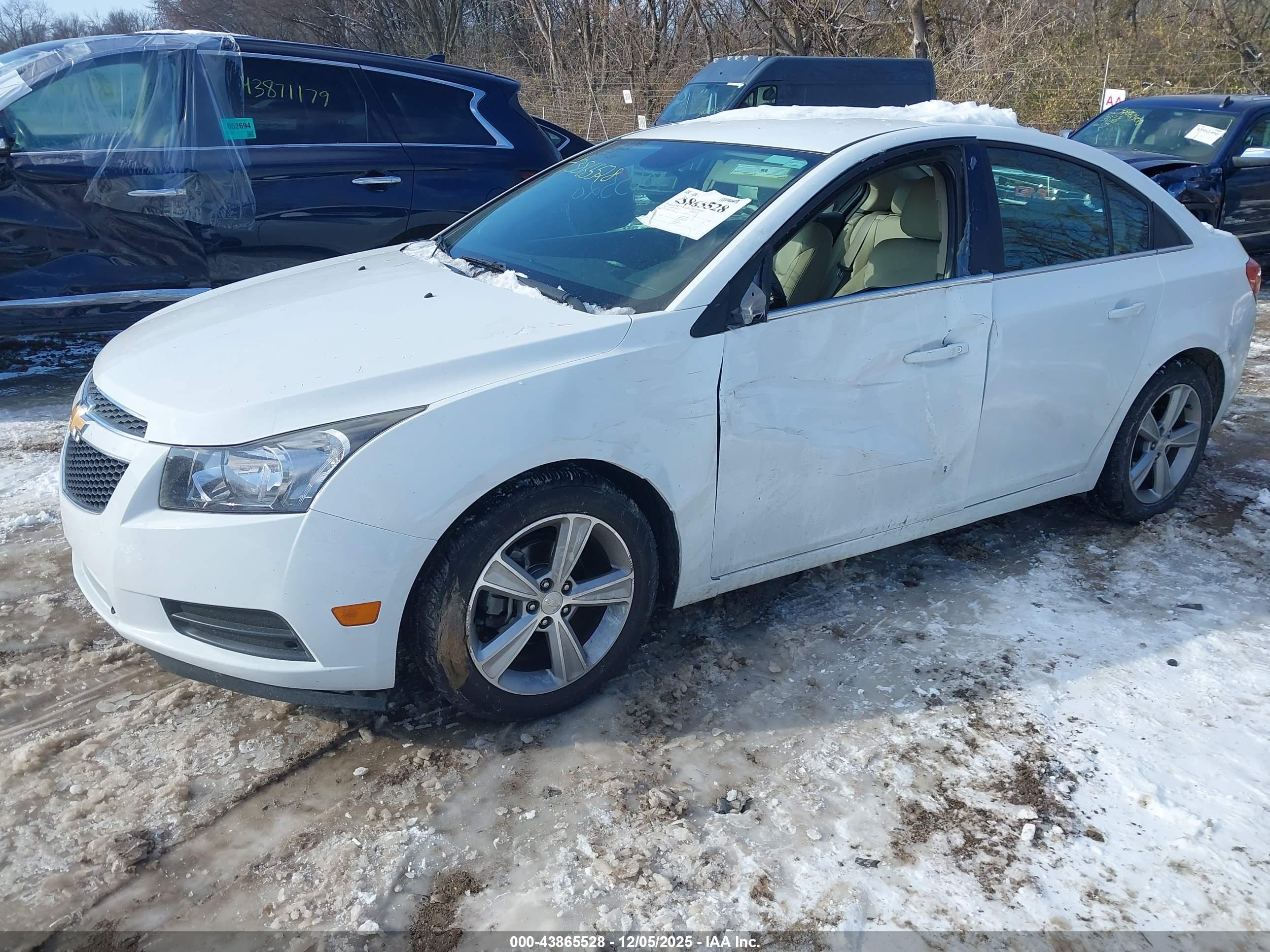 CHEVROLET CRUZE image 6