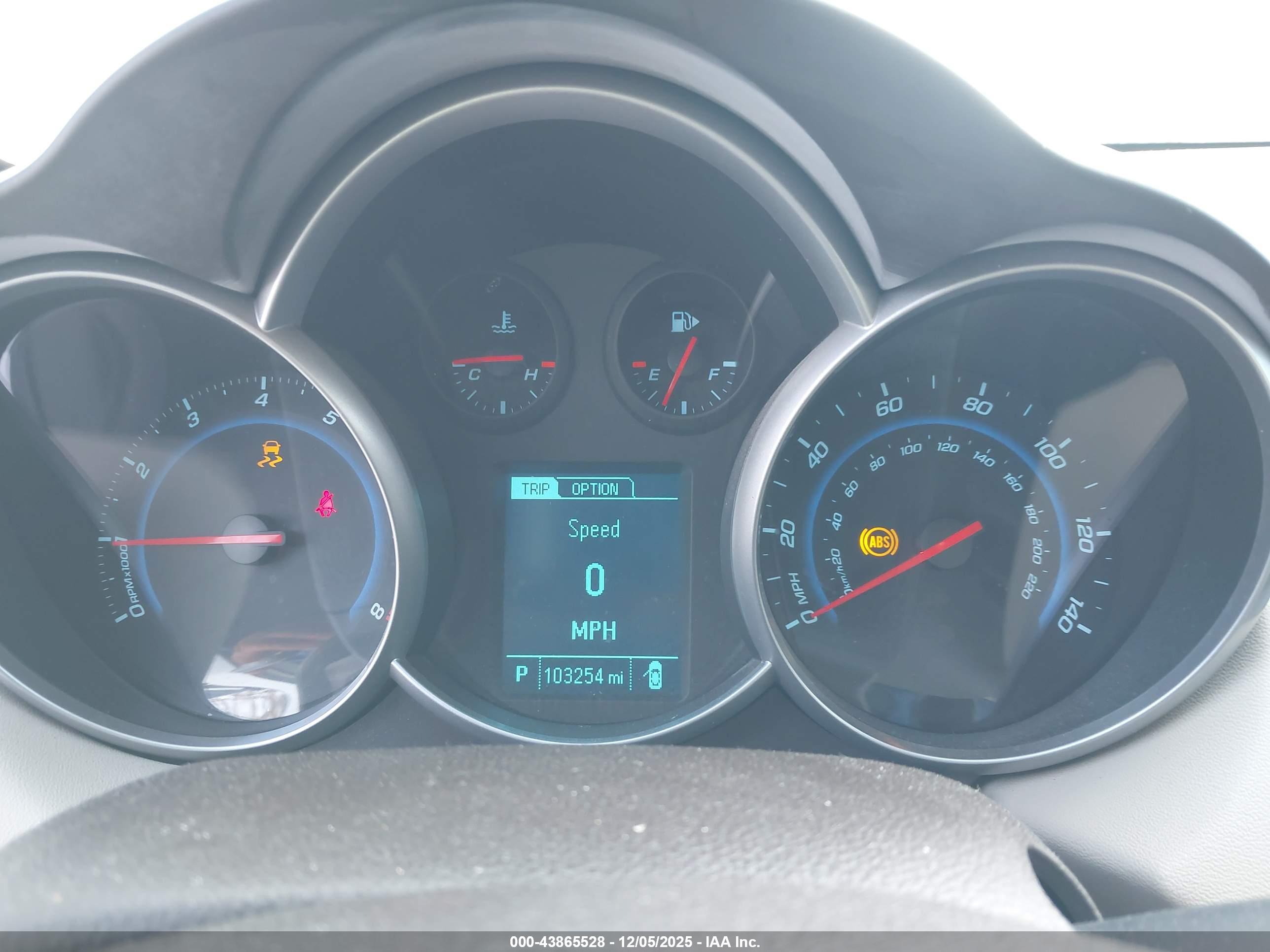 CHEVROLET CRUZE image 7