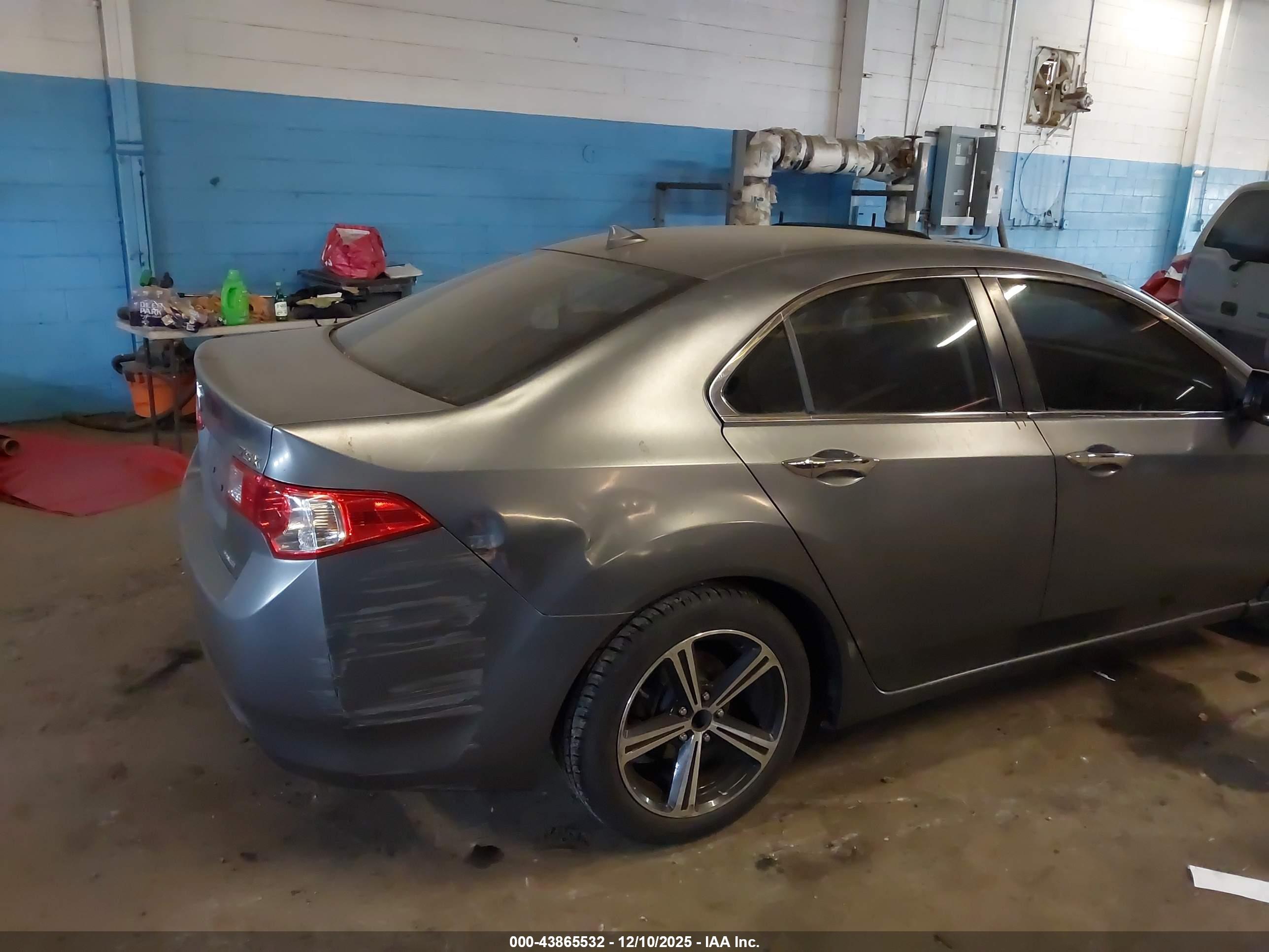 ACURA TSX image 6