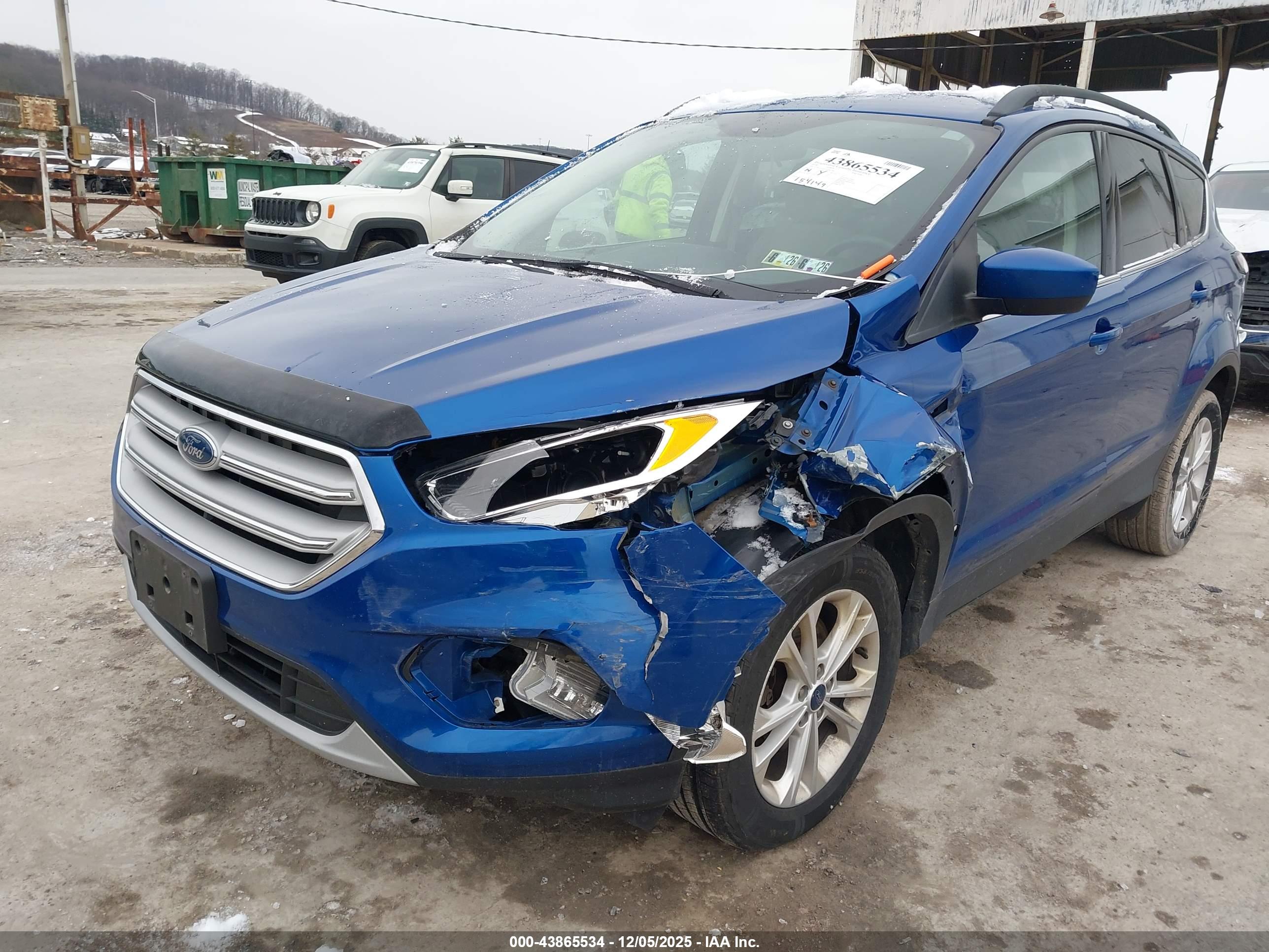 FORD ESCAPE image 6