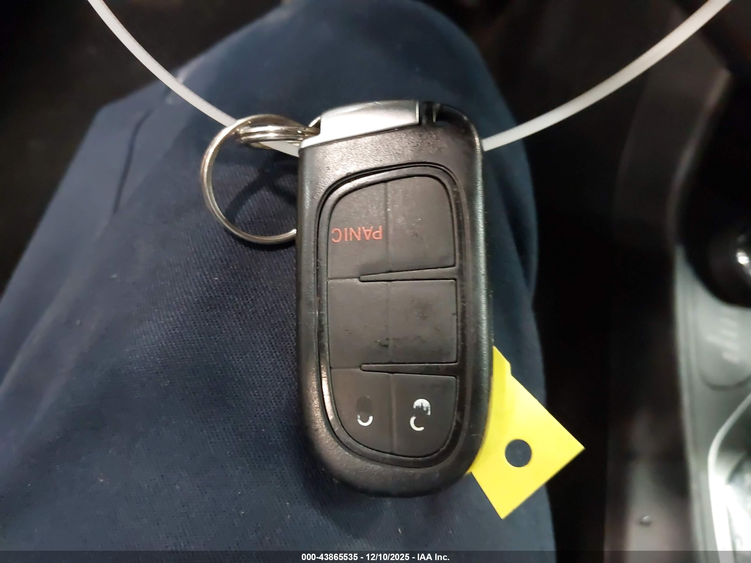 JEEP CHEROKEE image 11