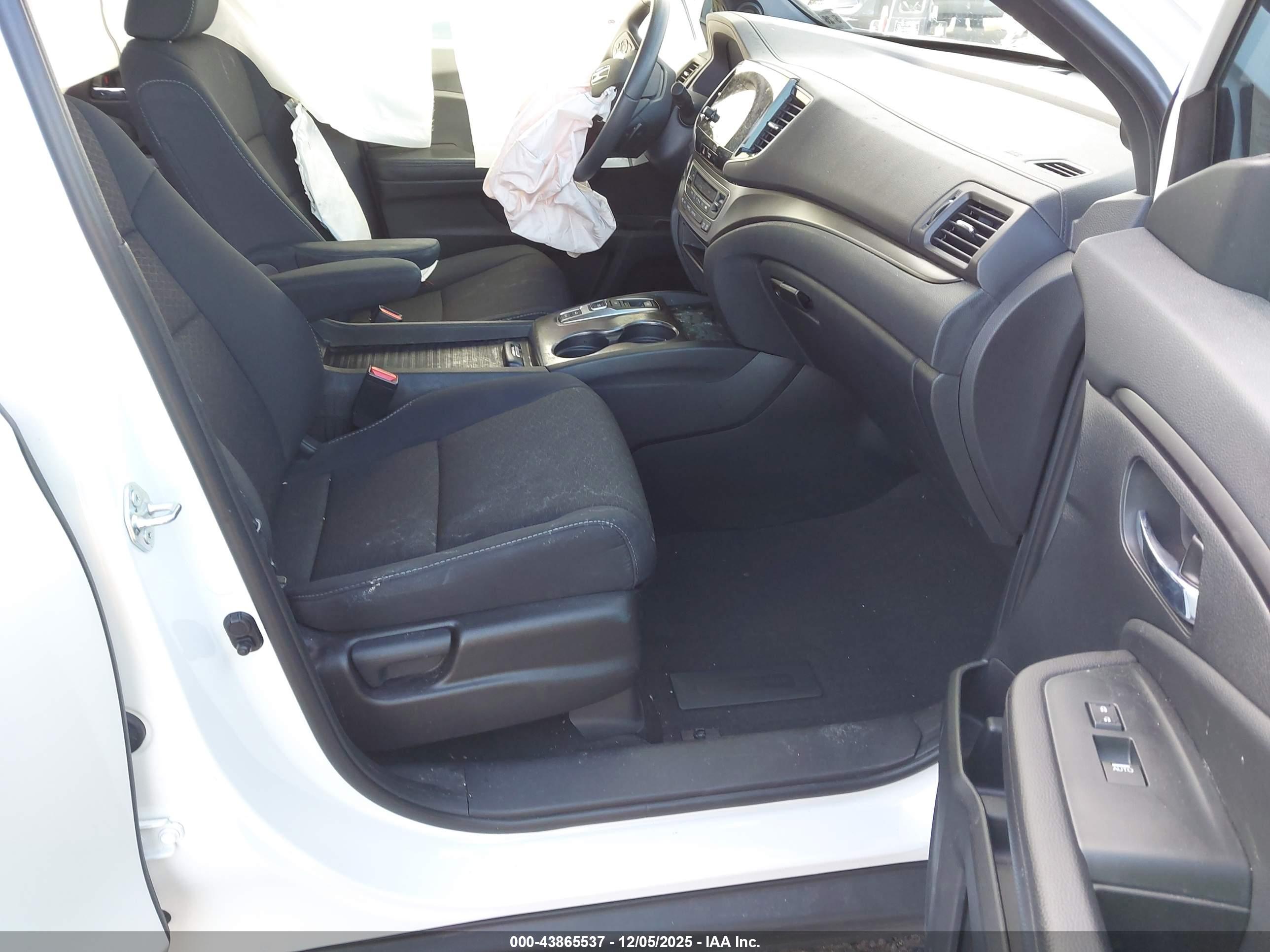 HONDA PASSPORT image 5