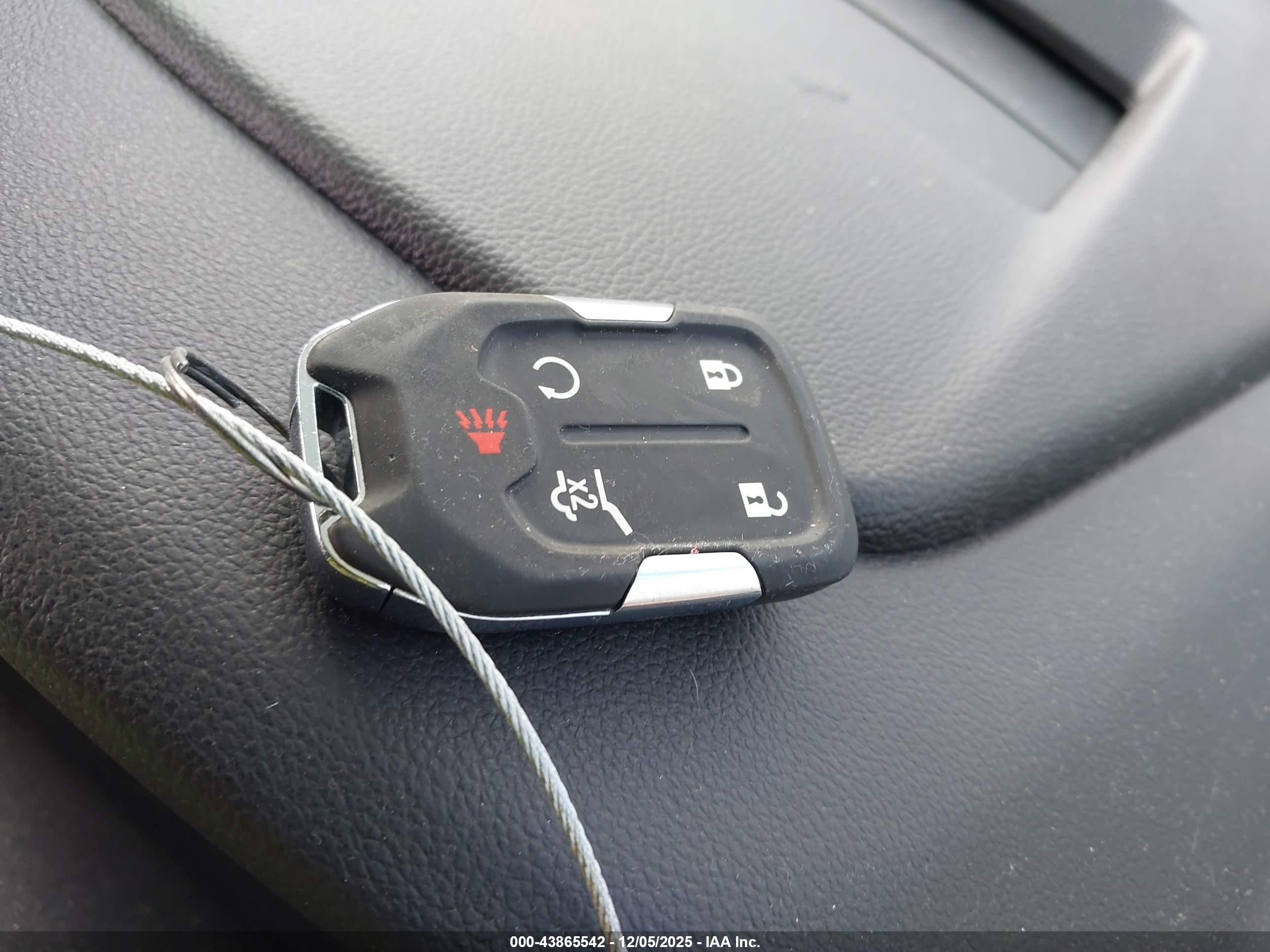GMC TERRAIN image 11