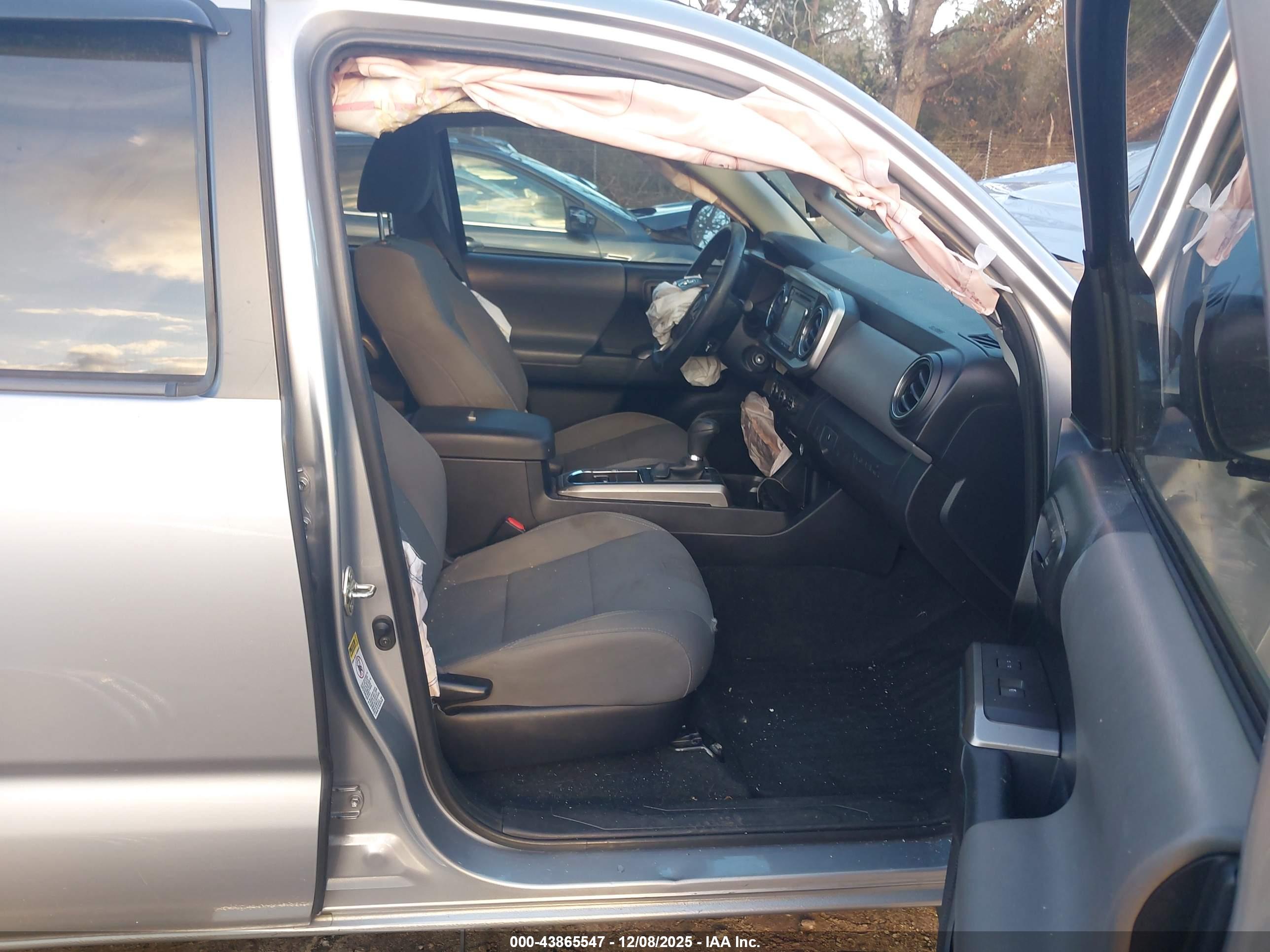 TOYOTA TACOMA image 5