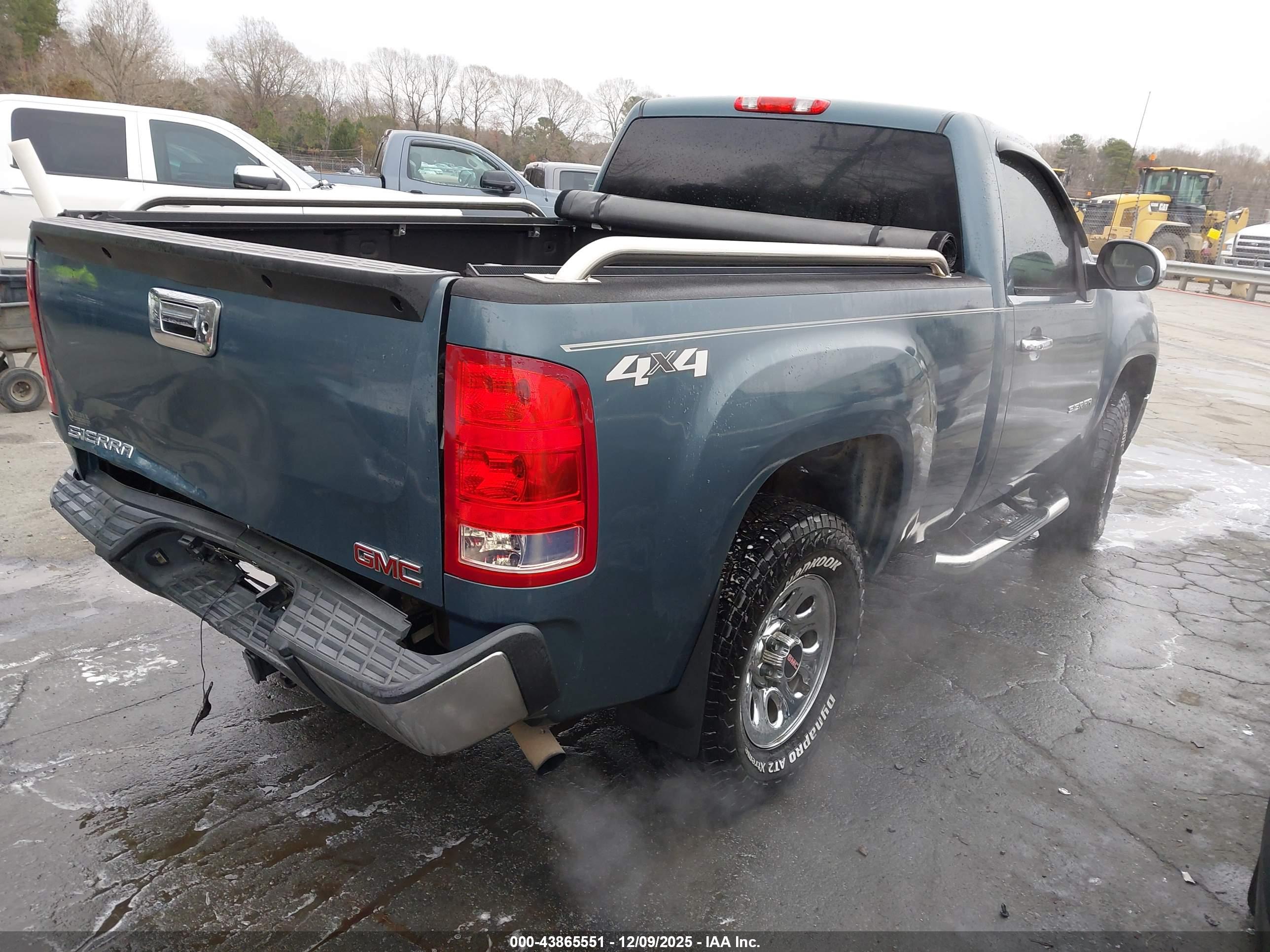 GMC SIERRA image 4