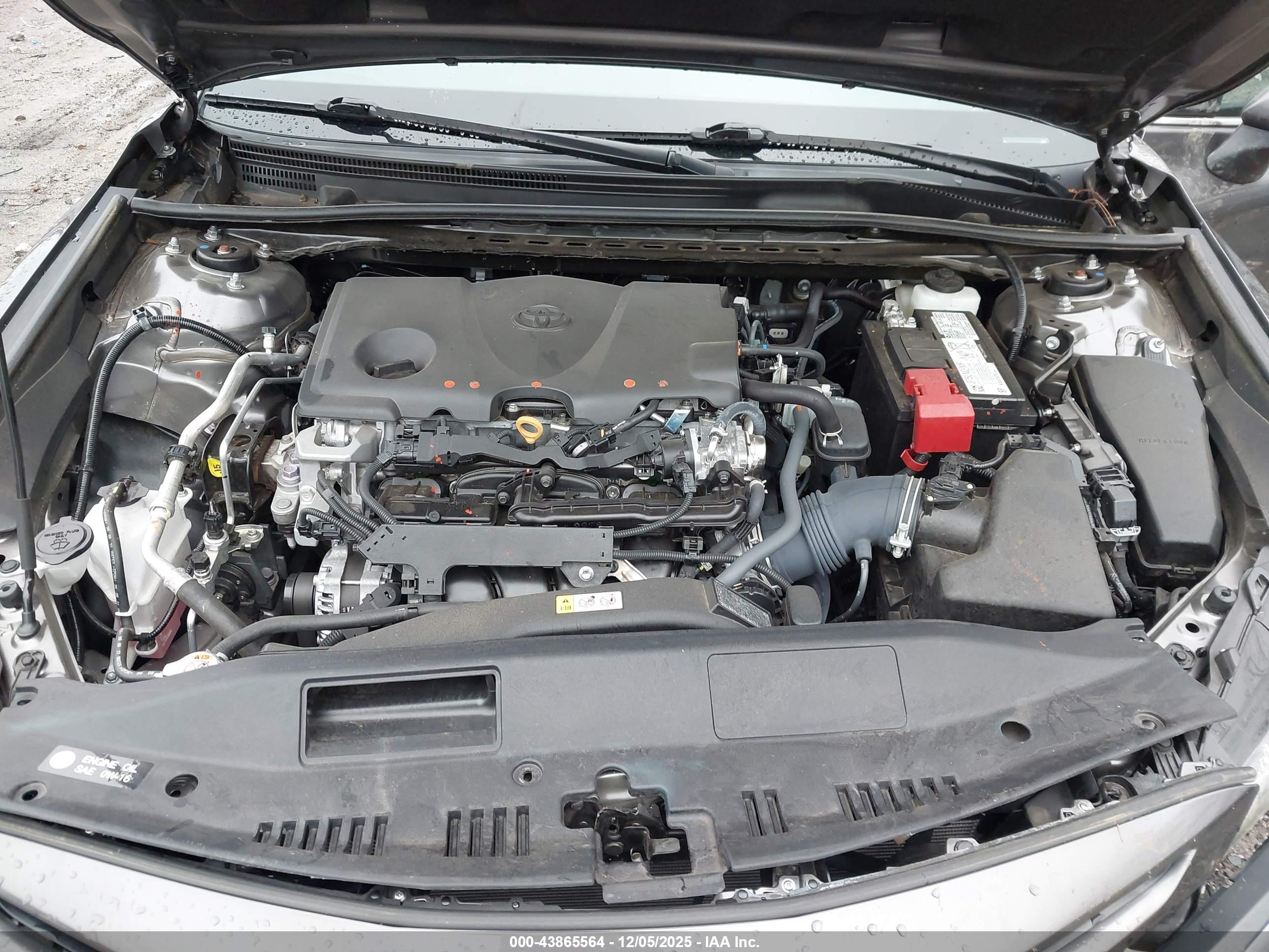 TOYOTA CAMRY image 10