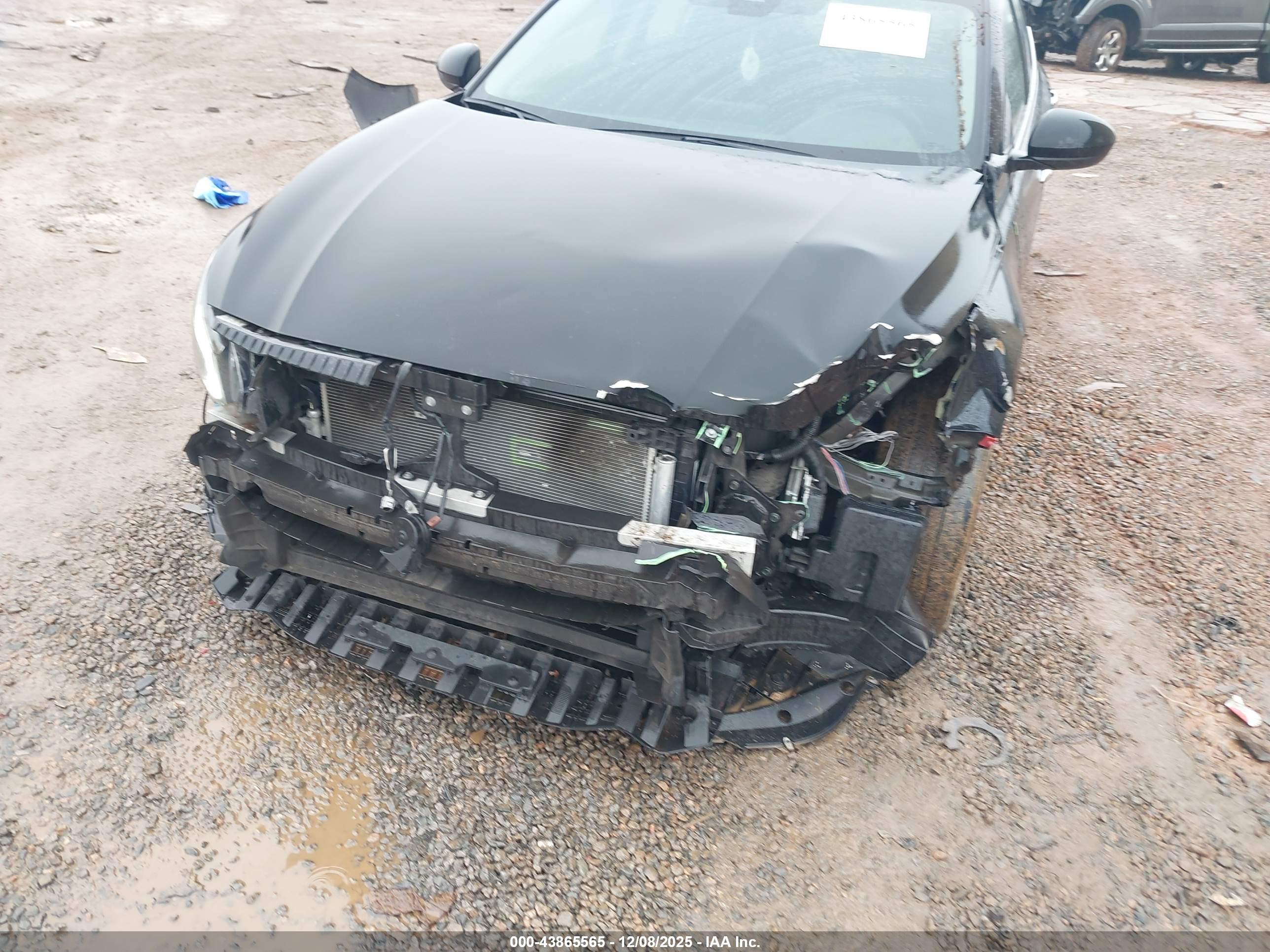 NISSAN ALTIMA image 6