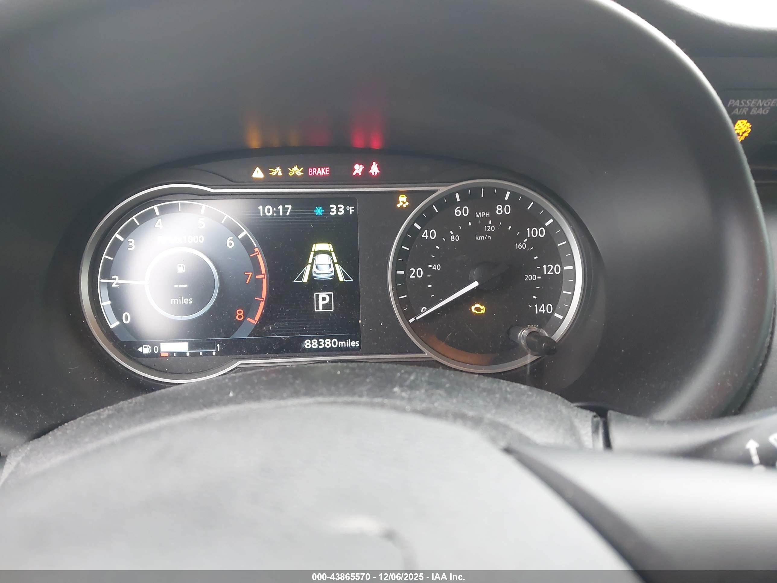 NISSAN KICKS image 7