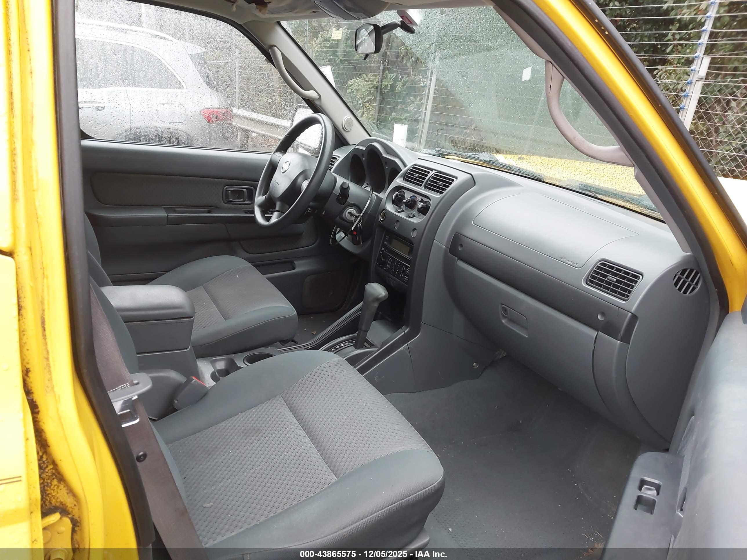 NISSAN XTERRA image 5