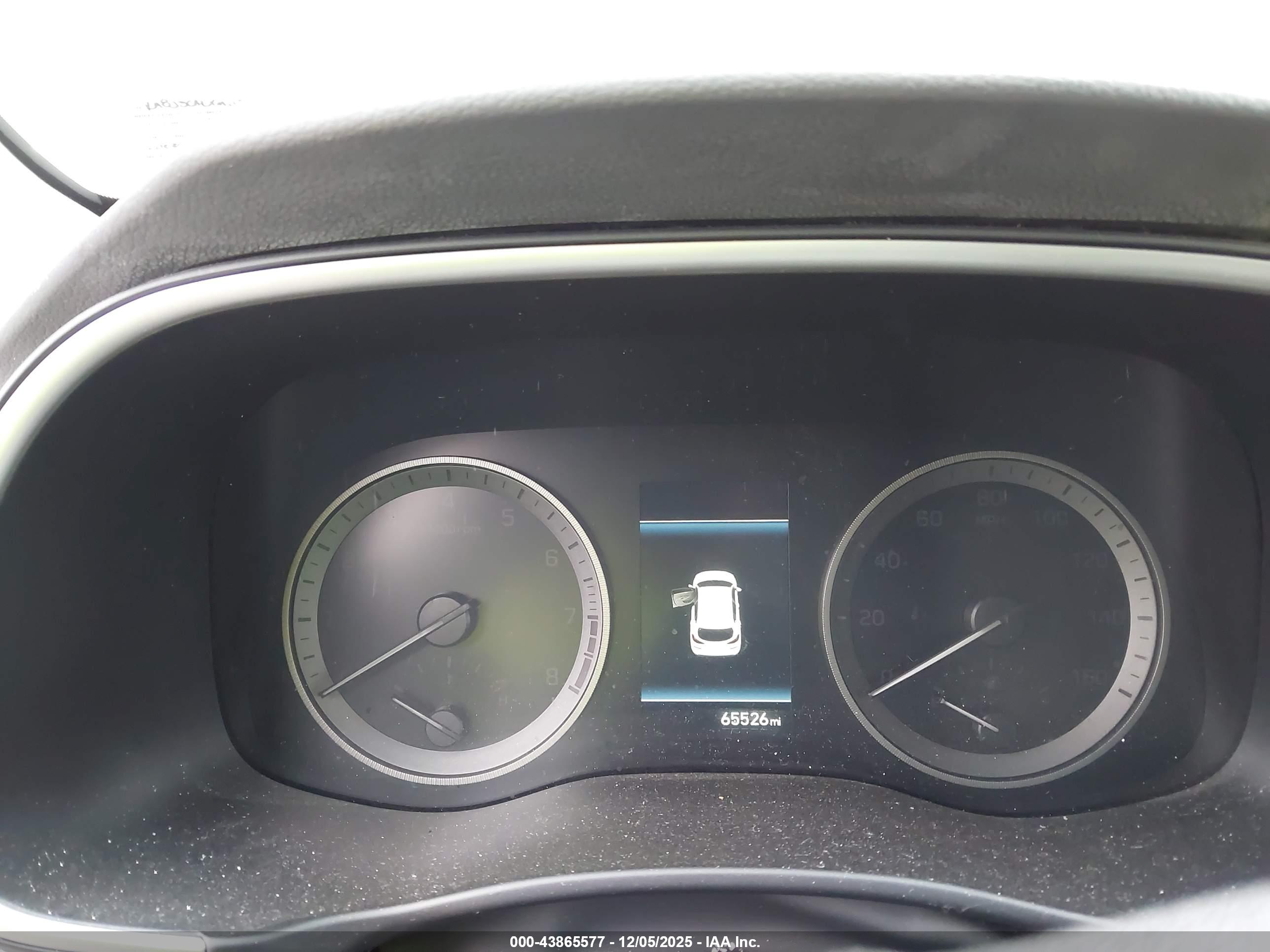 HYUNDAI TUCSON image 7