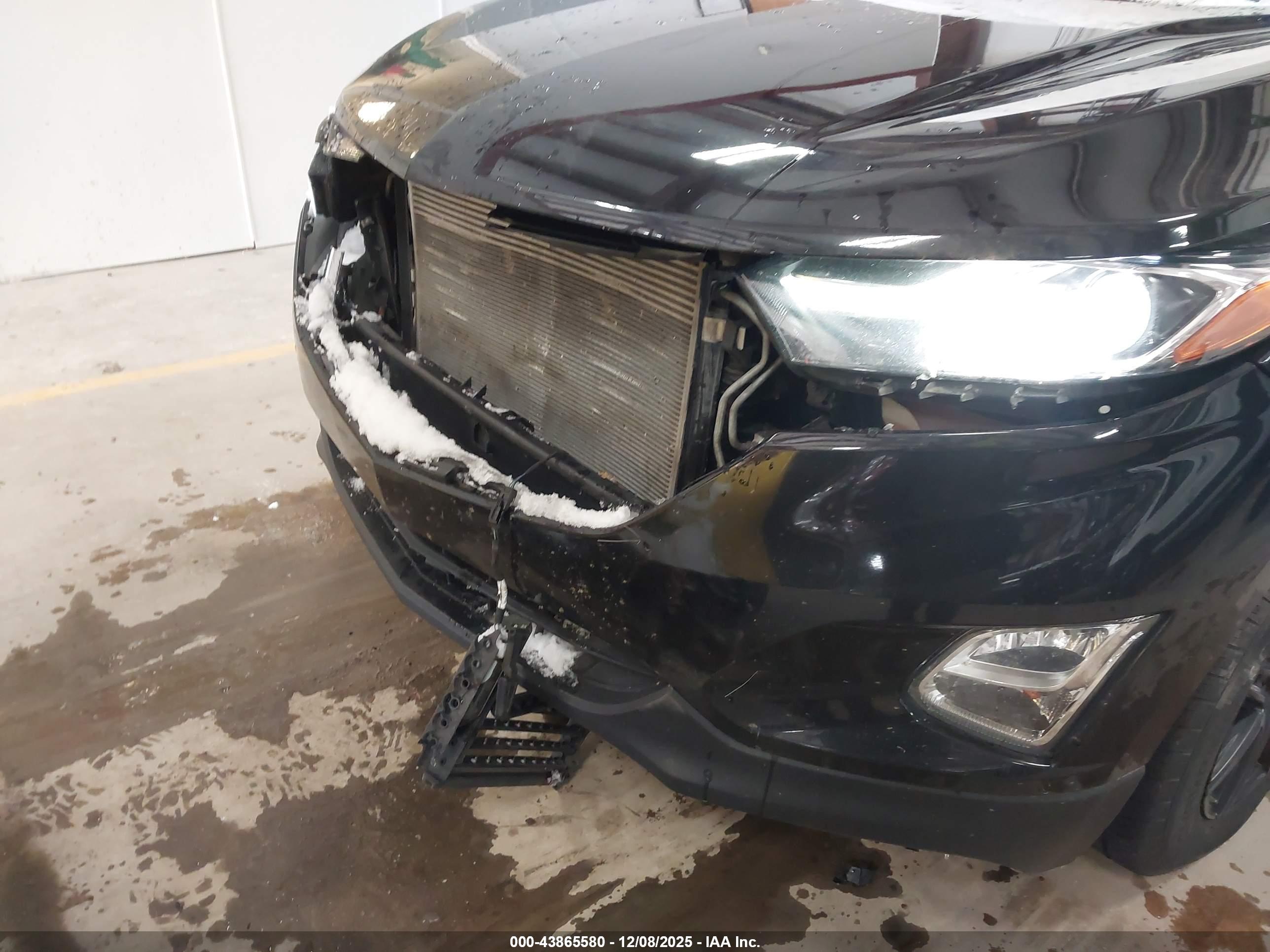 CHEVROLET EQUINOX image 6