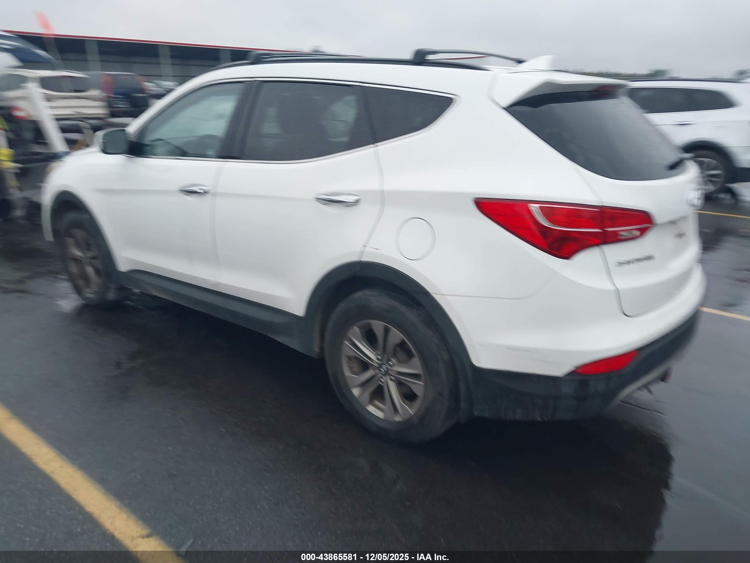 HYUNDAI SANTA image 3